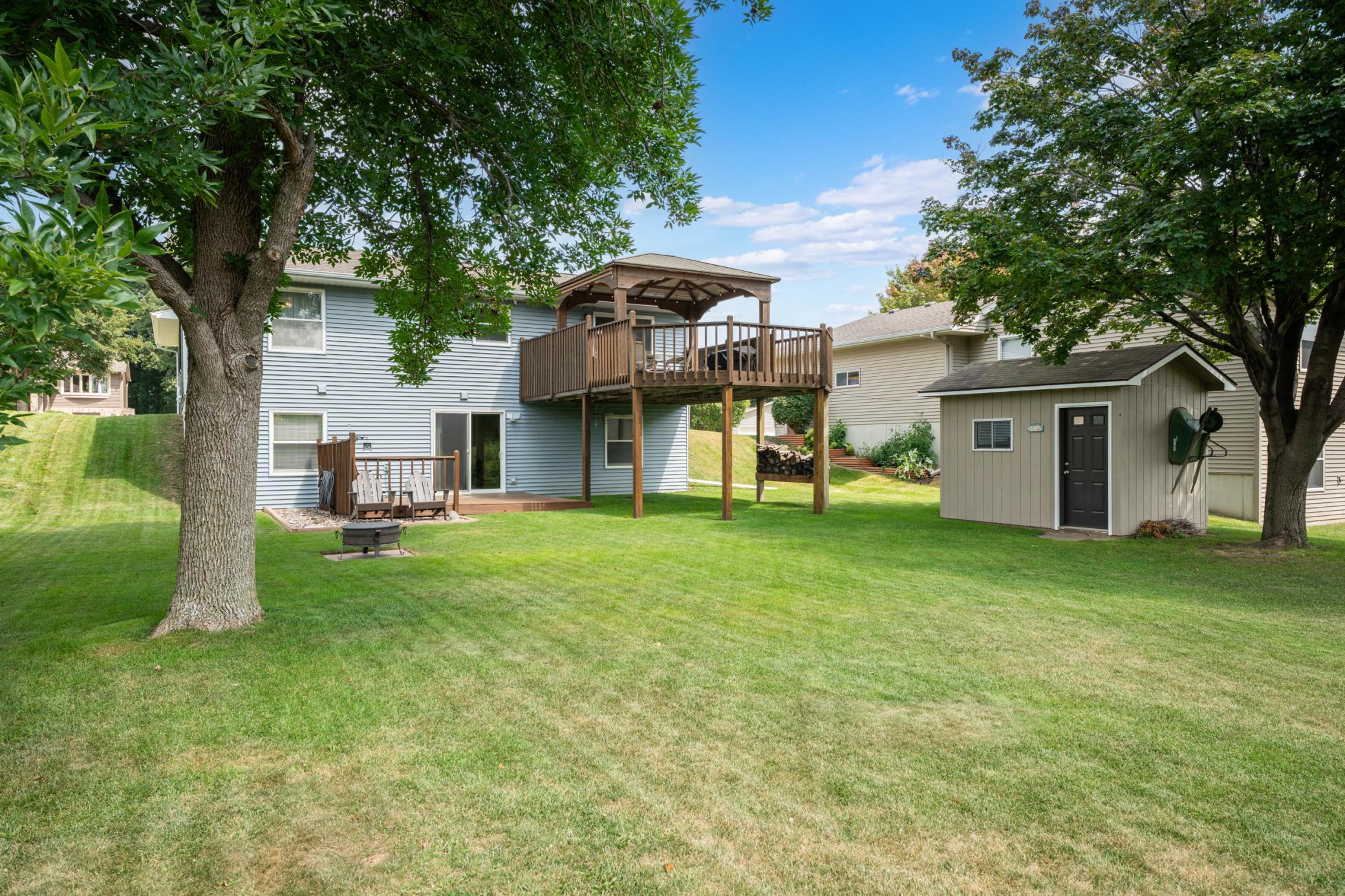 main property photo 12