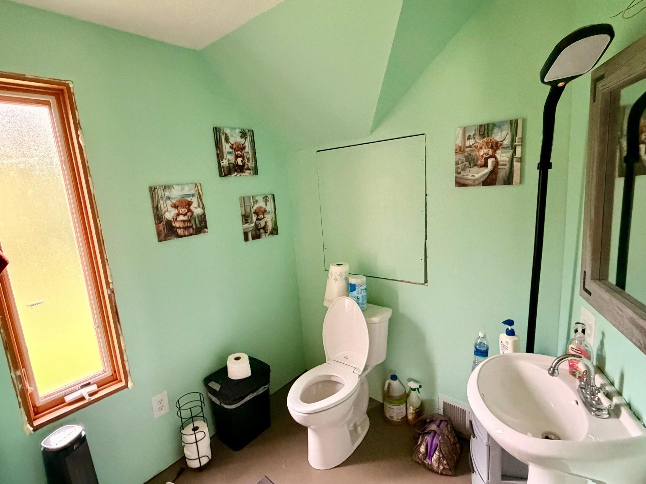main property photo 36