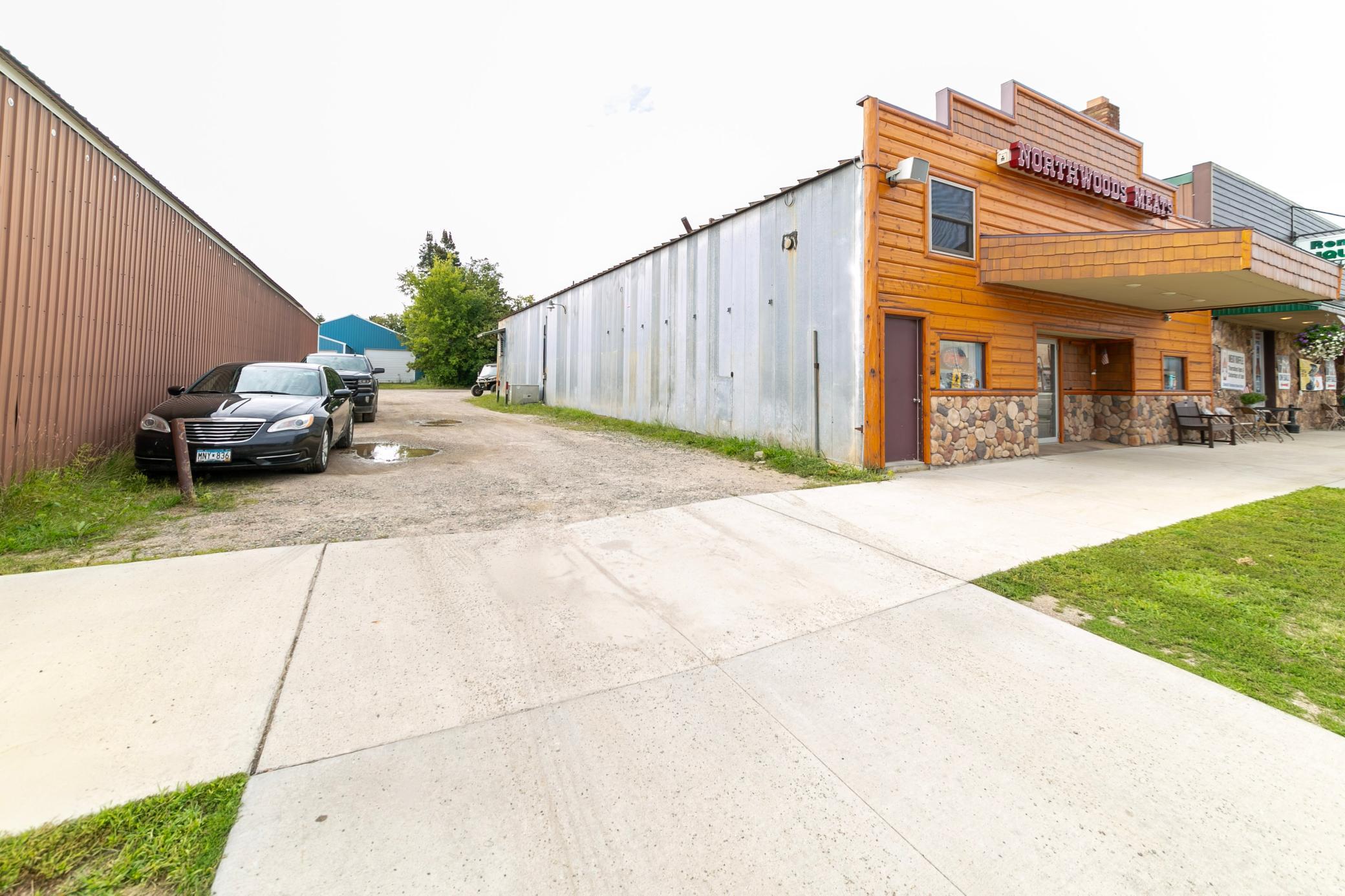 main property photo 58