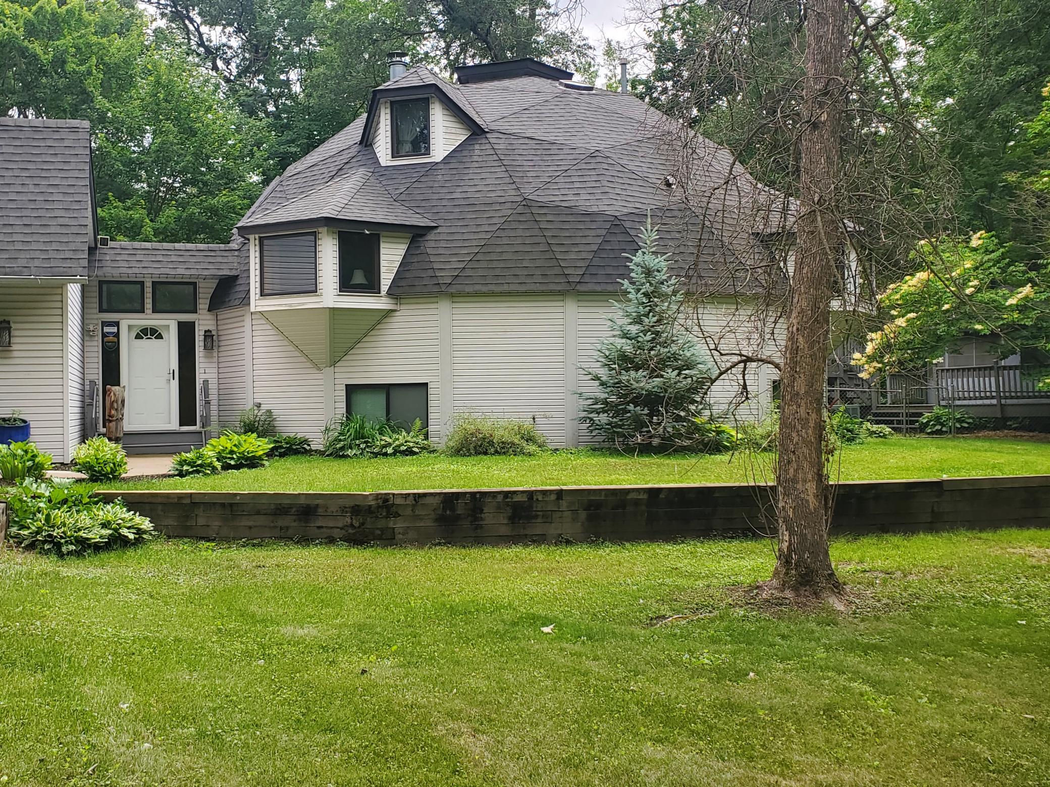 main property photo 39
