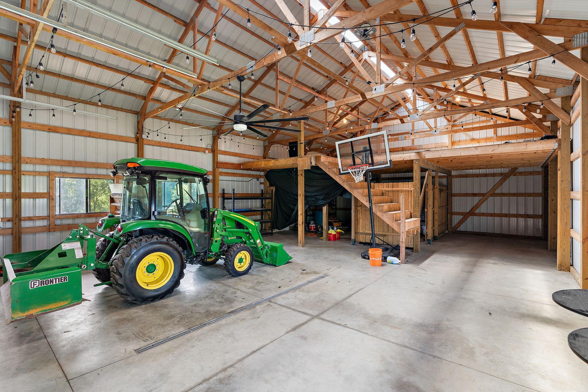 main property photo 79