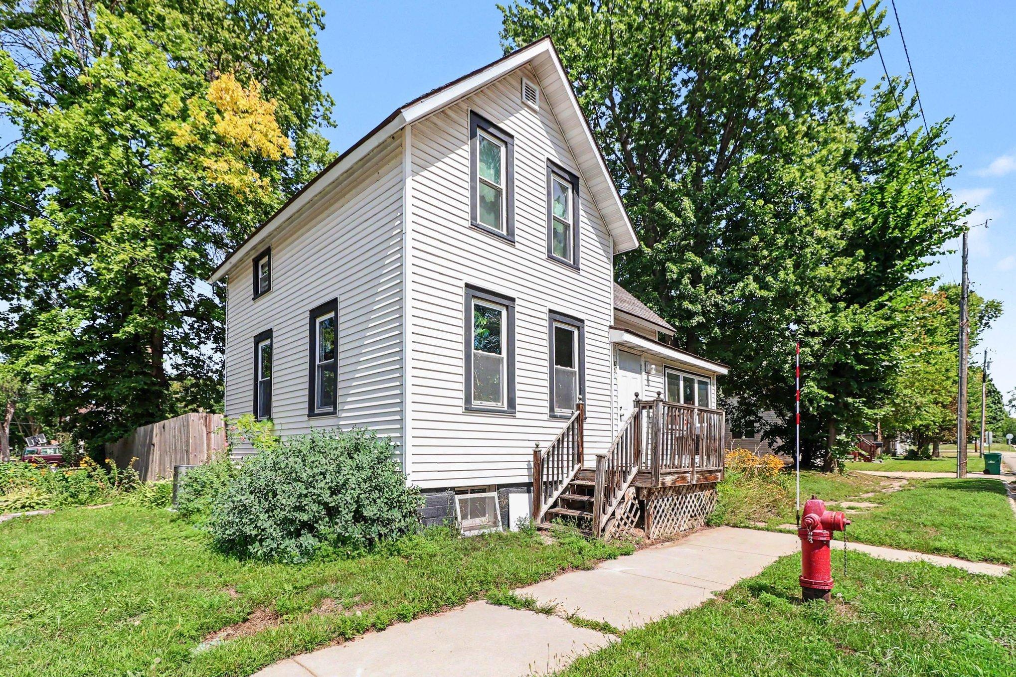 main property photo 5