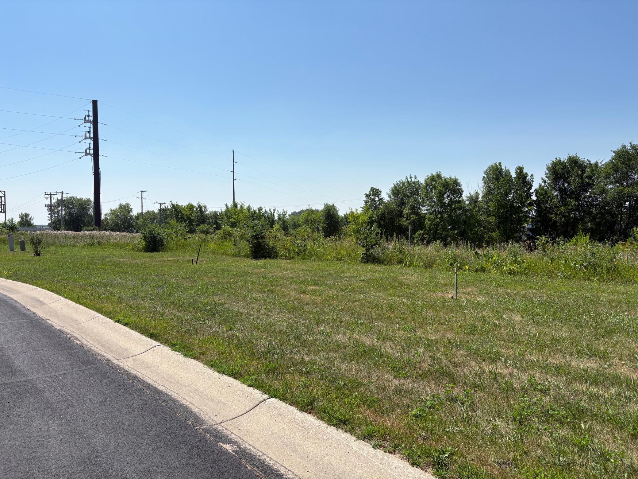 main property photo 9