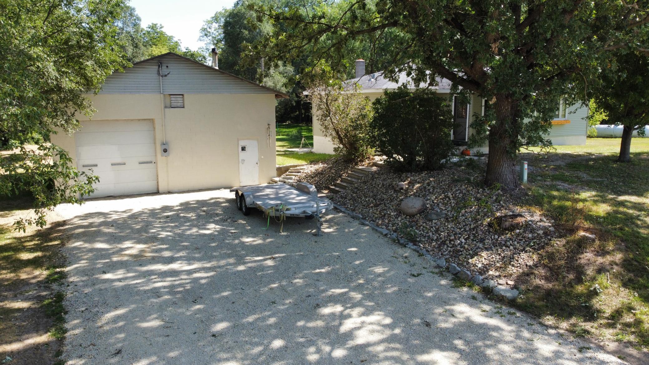 main property photo 67