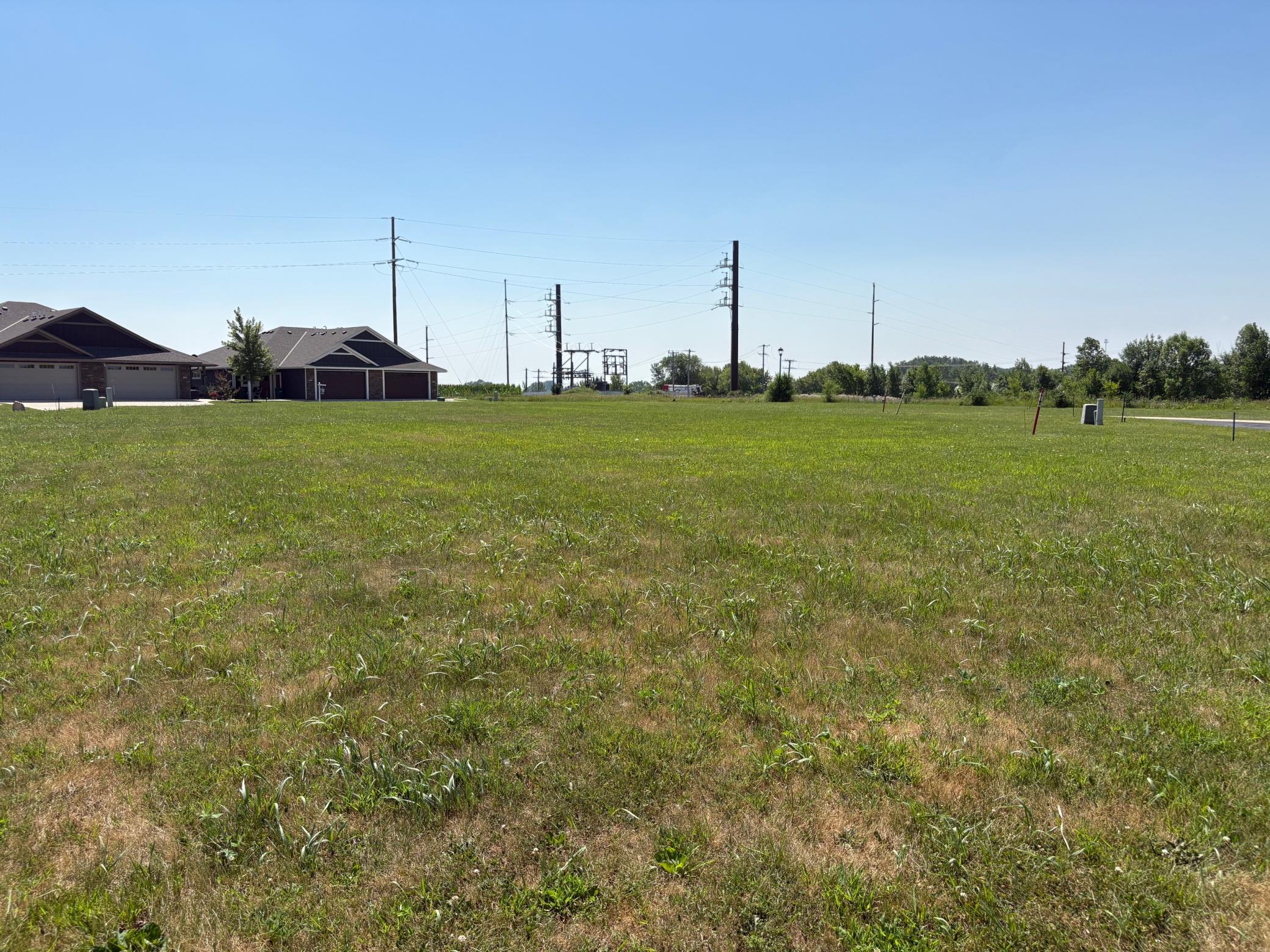 main property photo 13