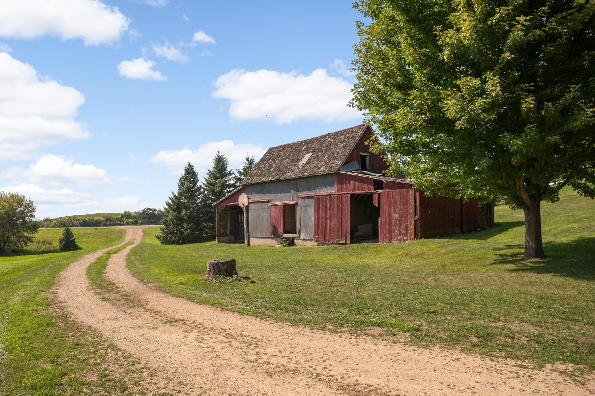 main property photo 42