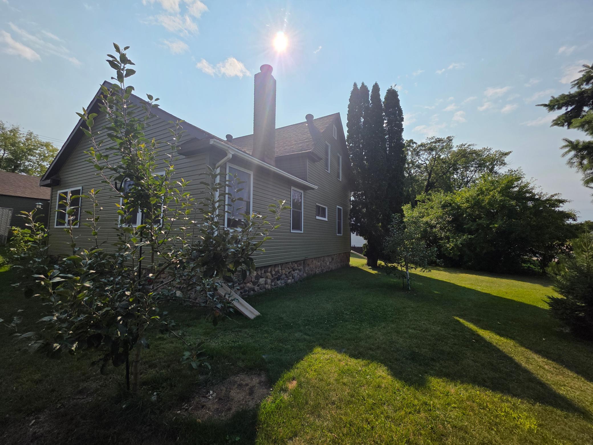 main property photo 22