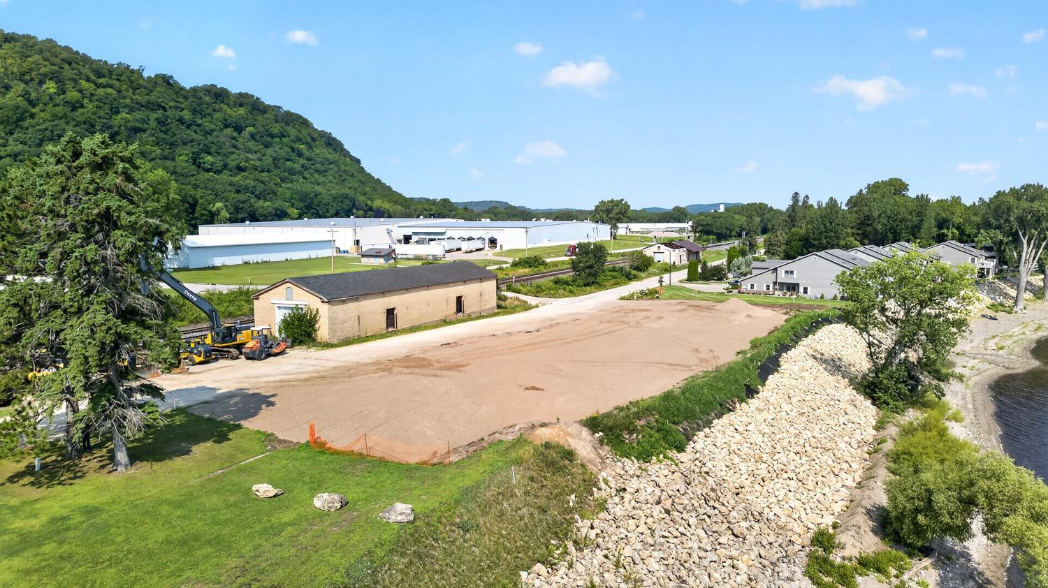 main property photo 10