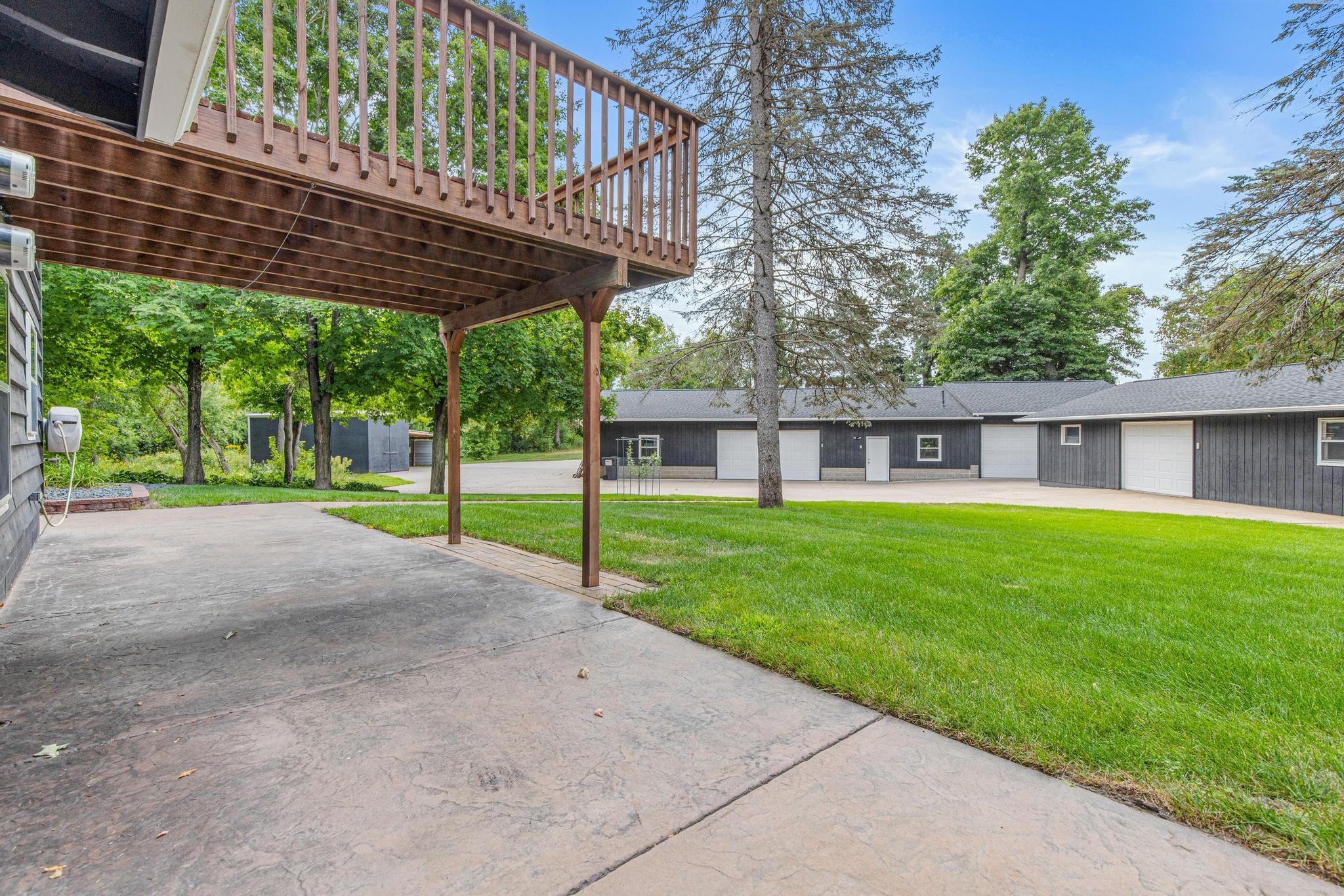 main property photo 42