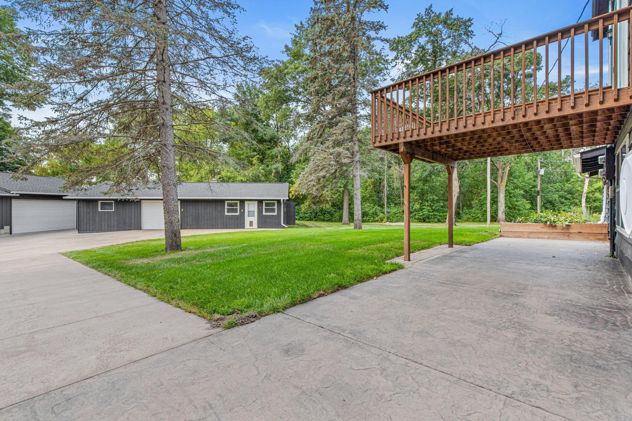 main property photo 43