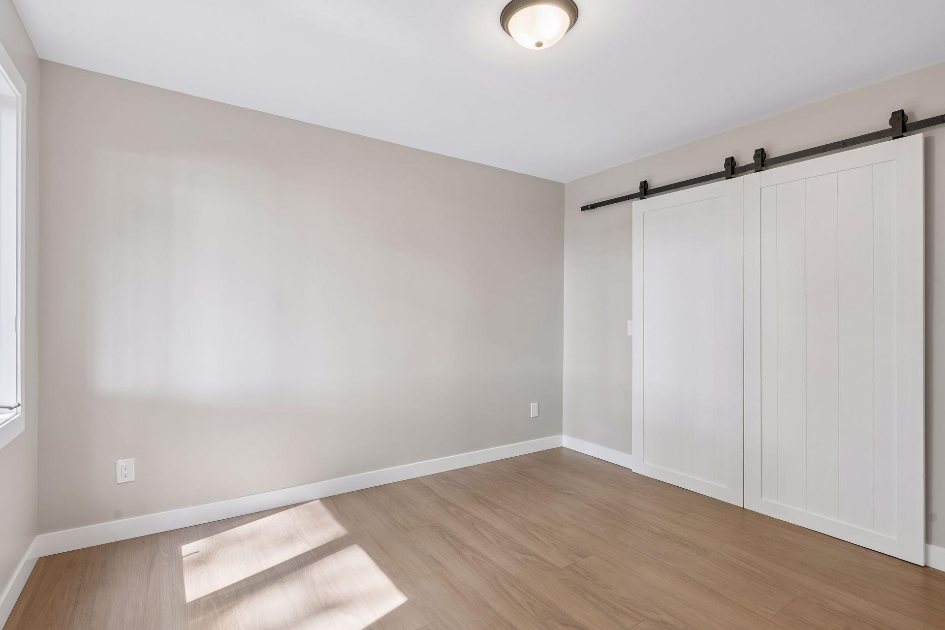 main property photo 76