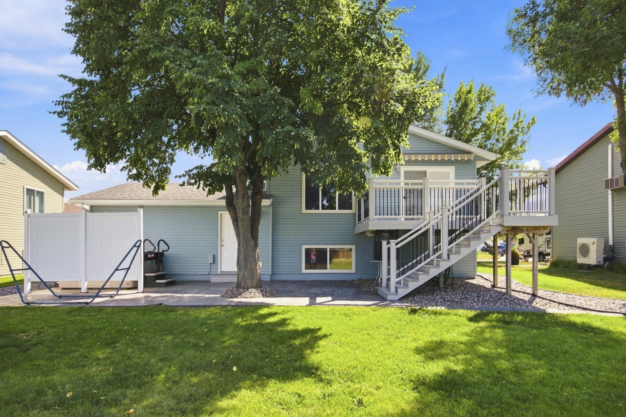 main property photo 24