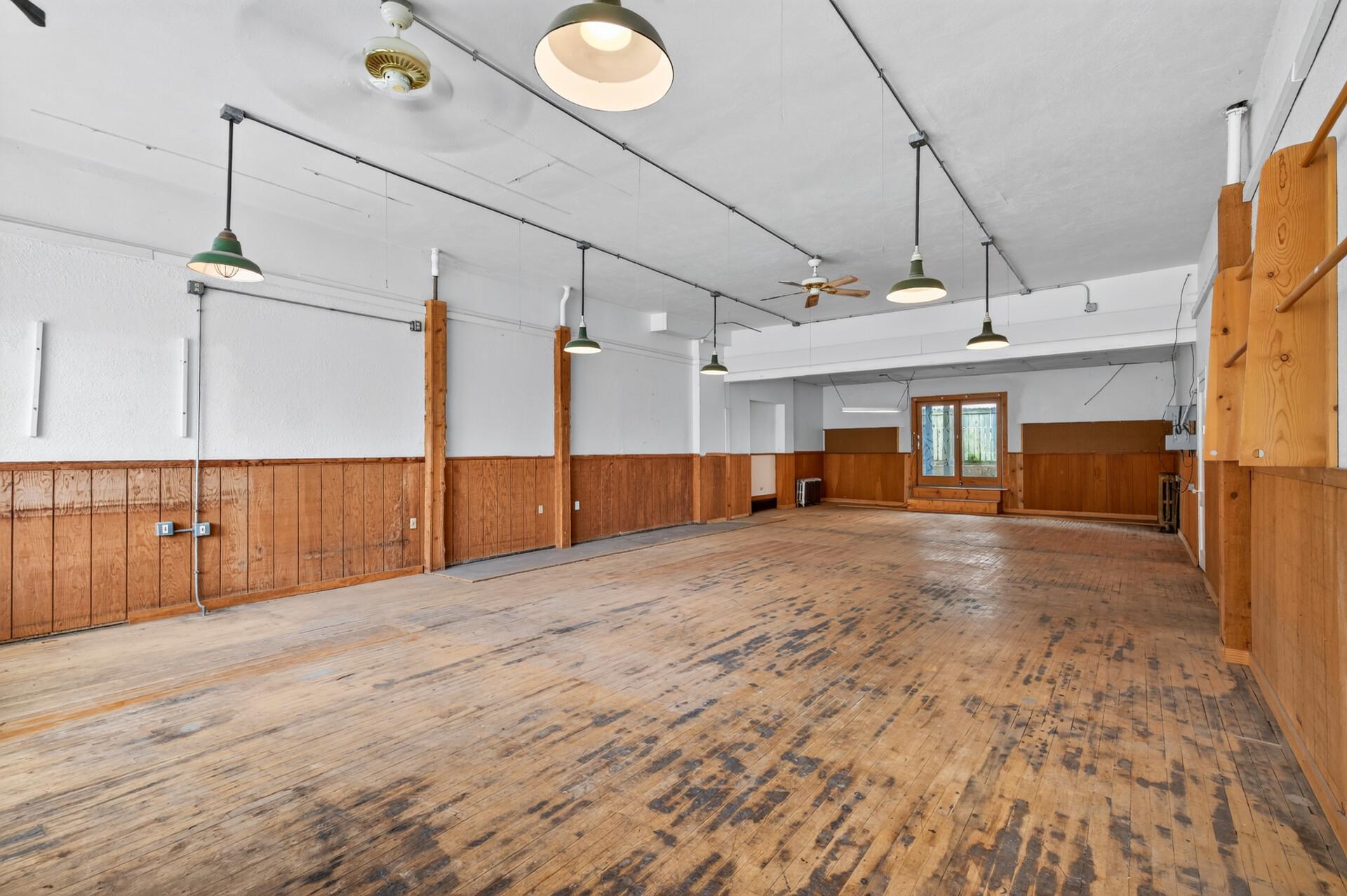 main property photo 15