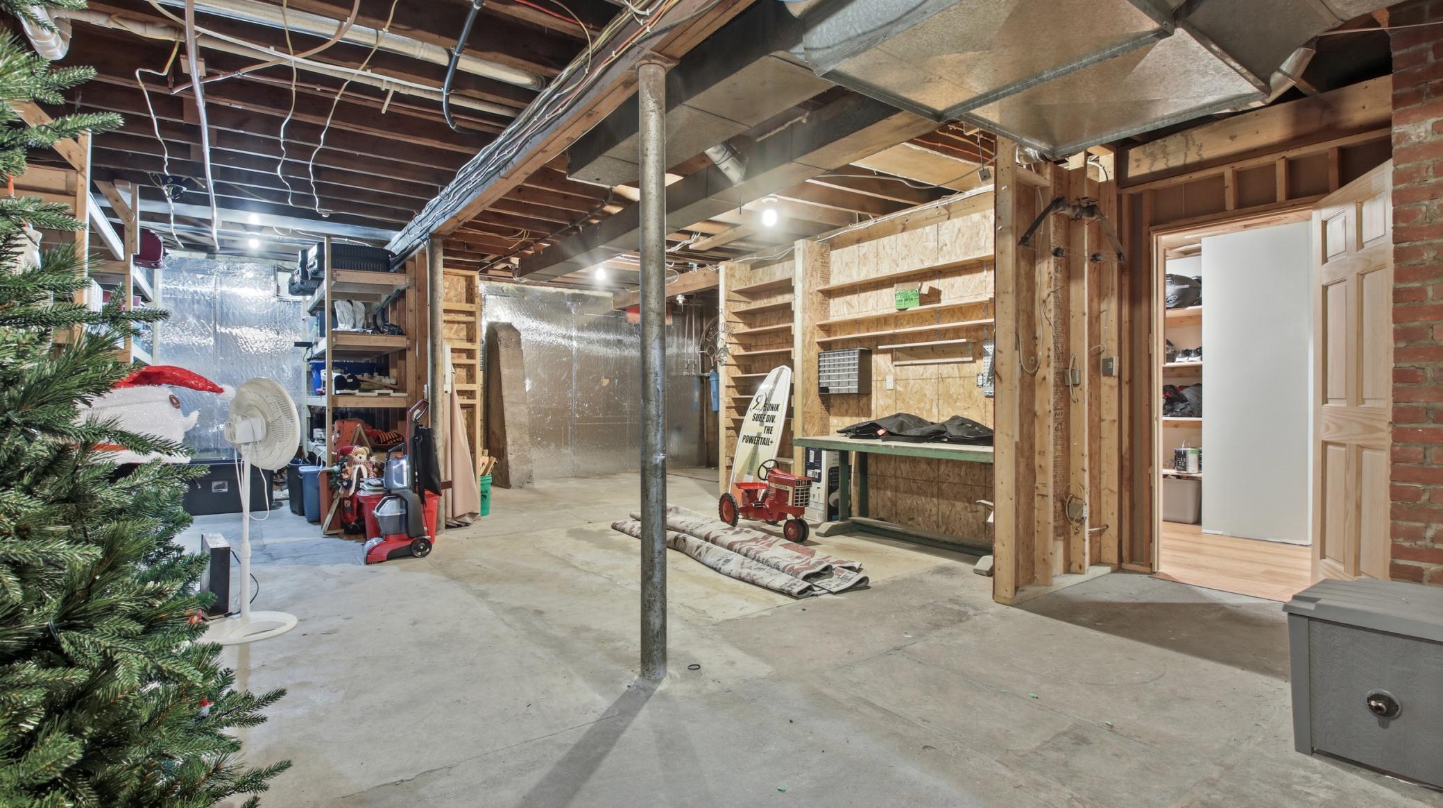 main property photo 73