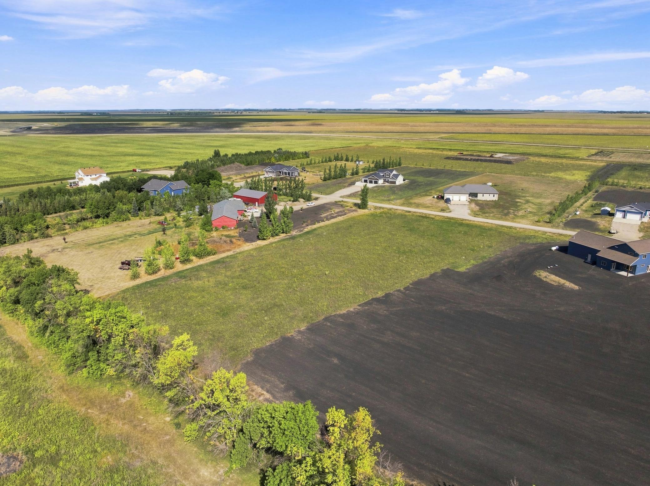 main property photo 7
