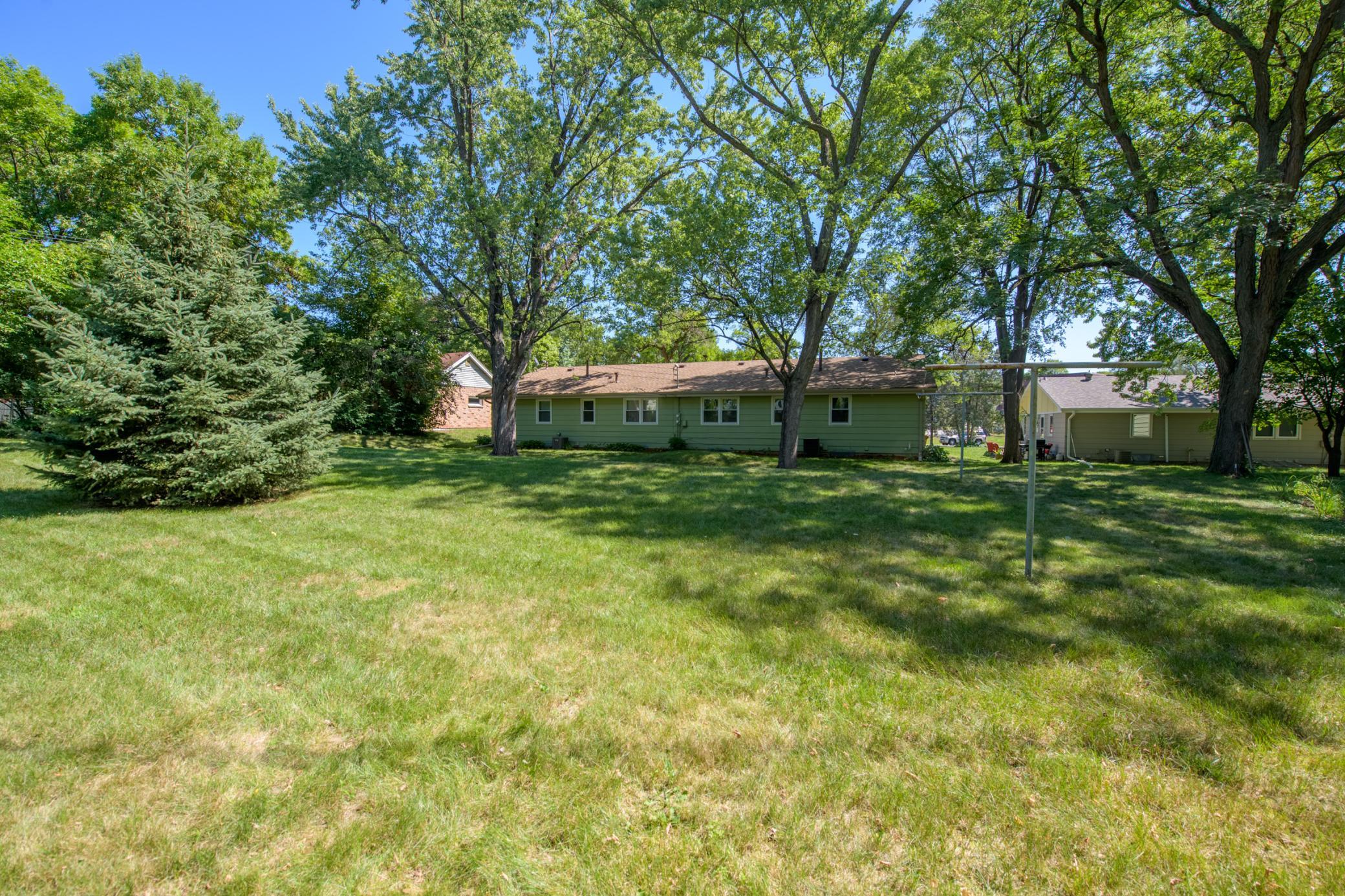 main property photo 38