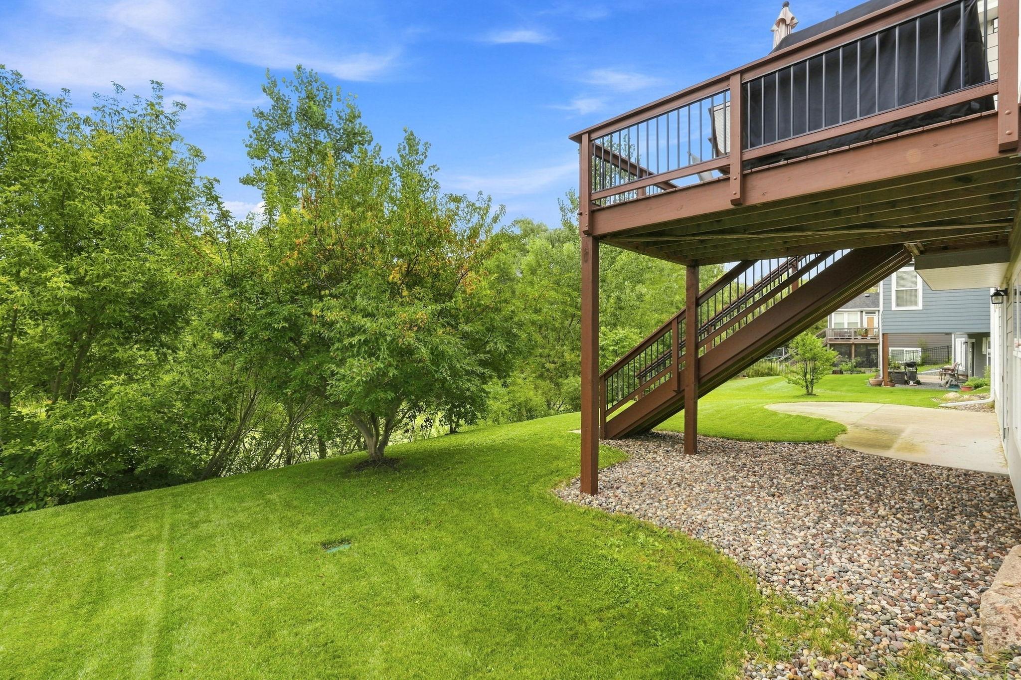 main property photo 26