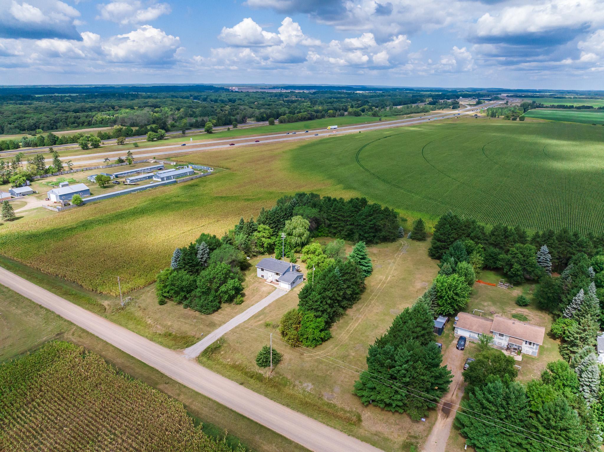 main property photo 30