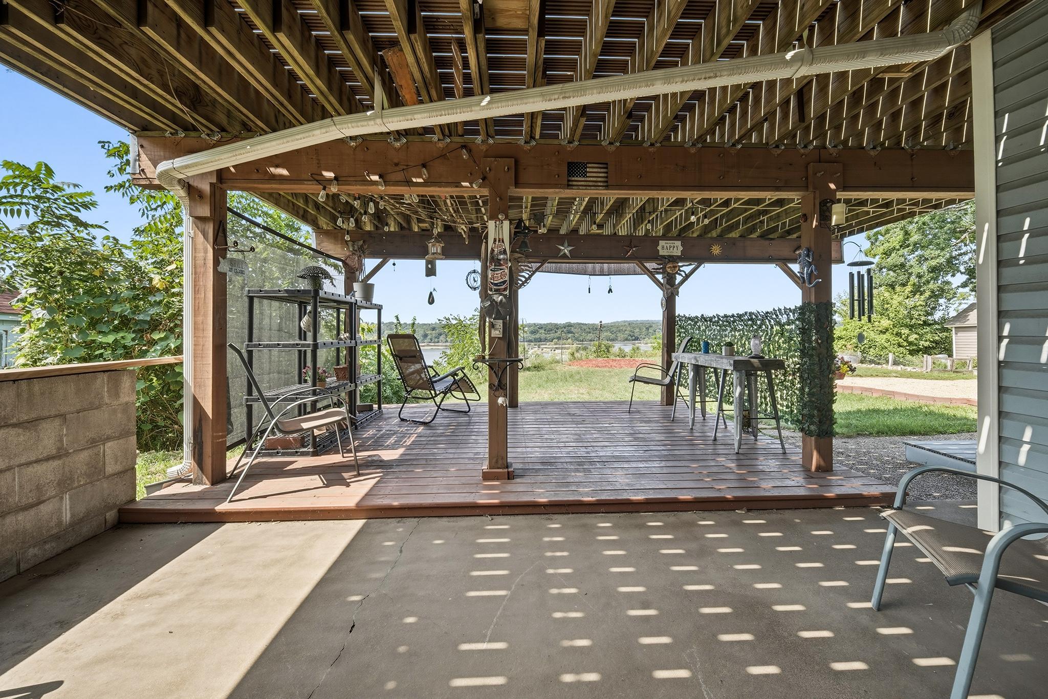 main property photo 51