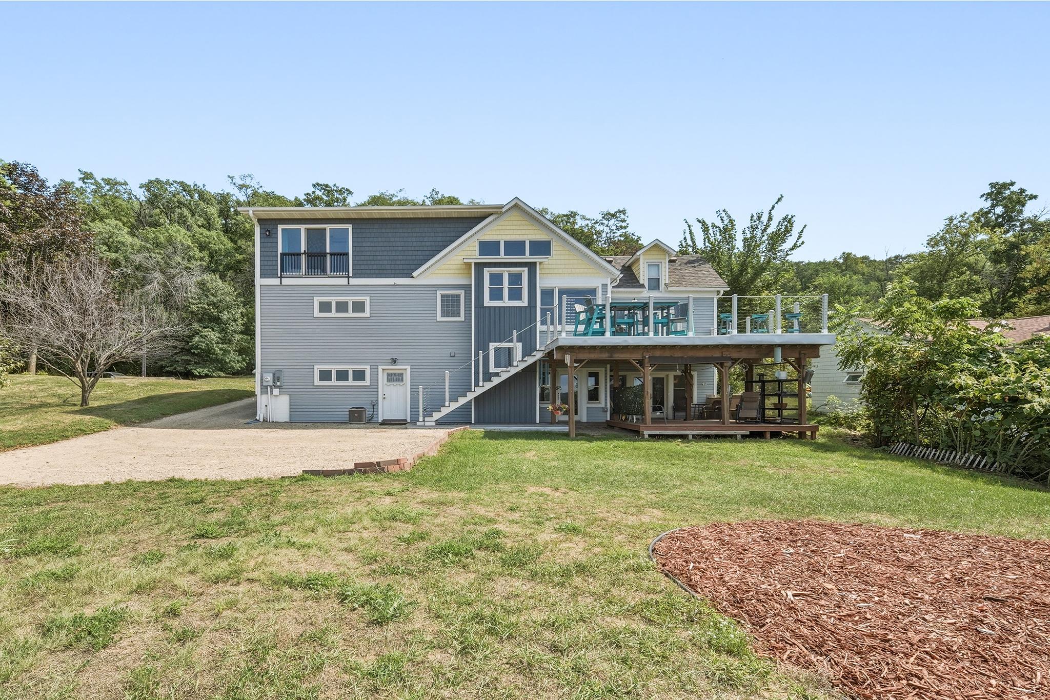 main property photo 70