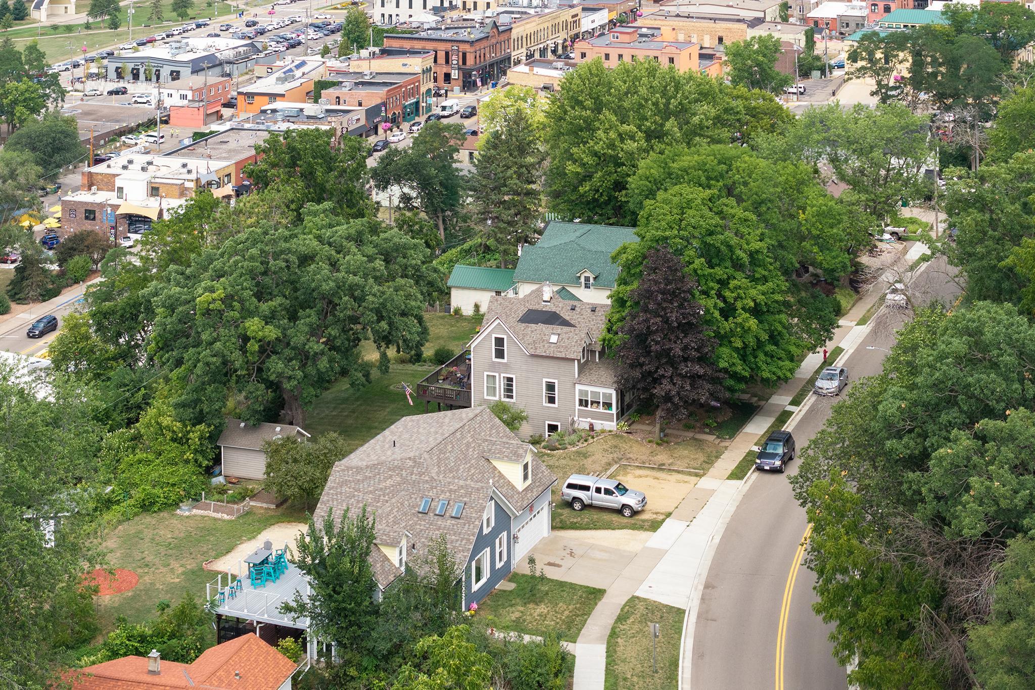 main property photo 75