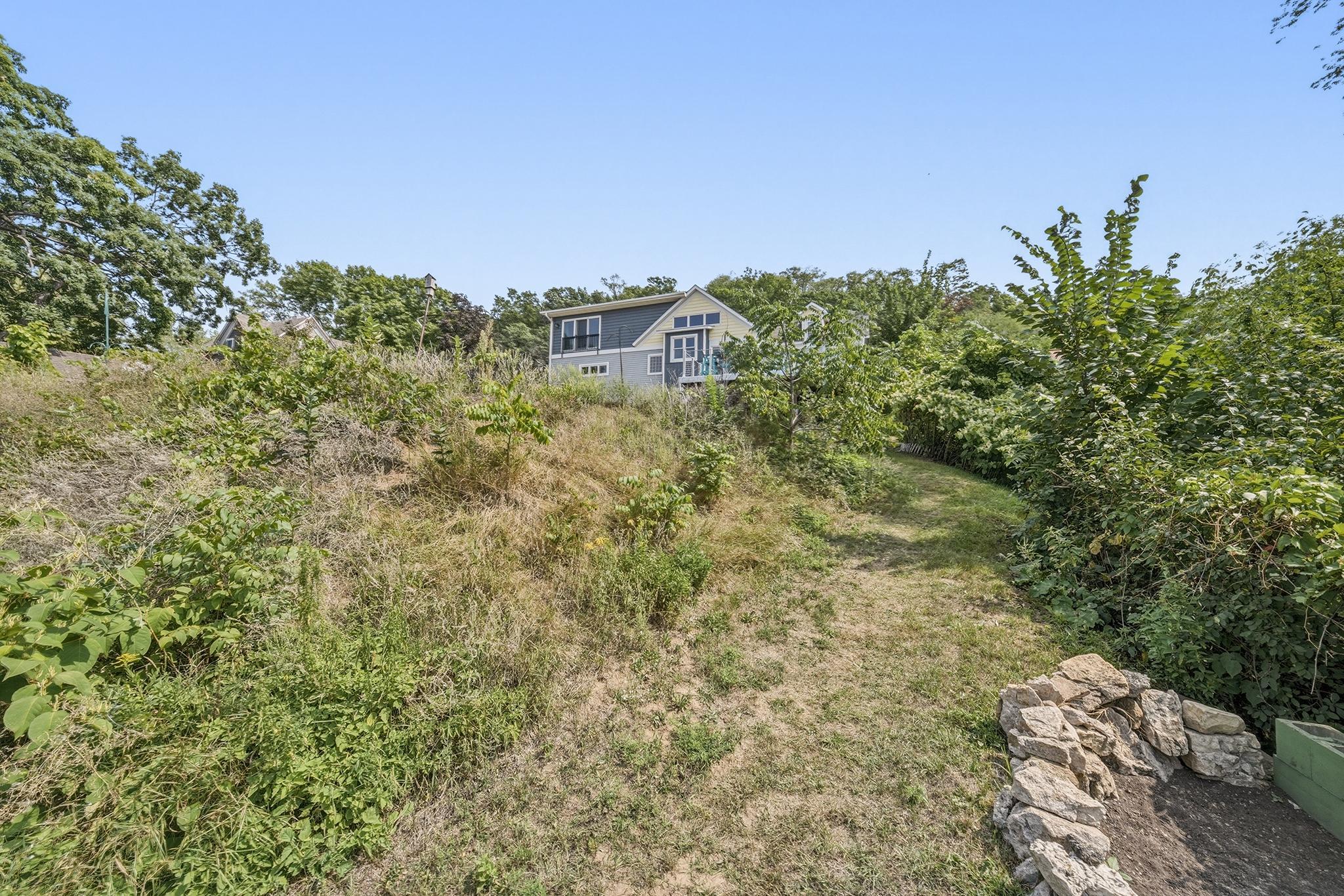 main property photo 76