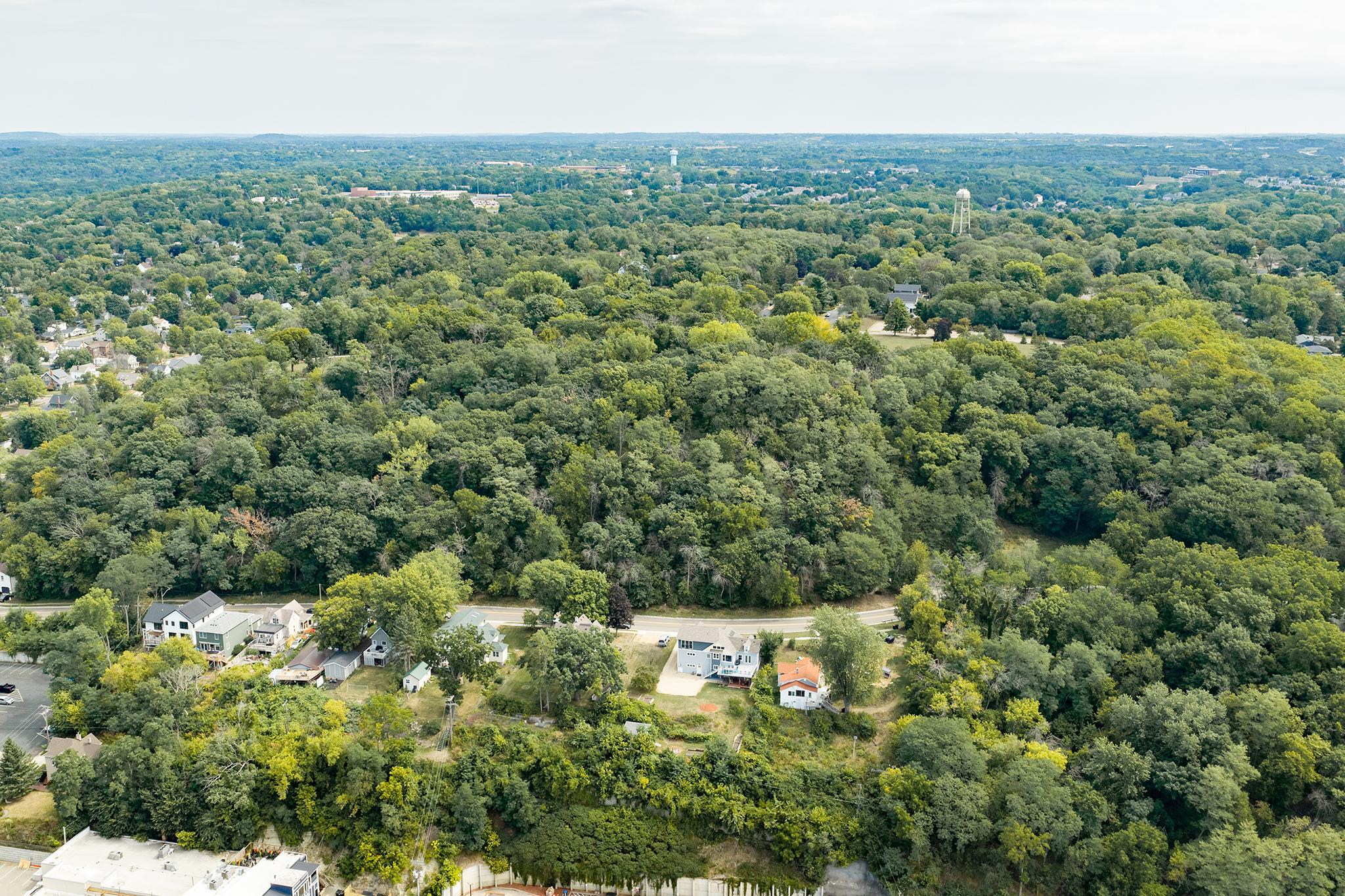 main property photo 77