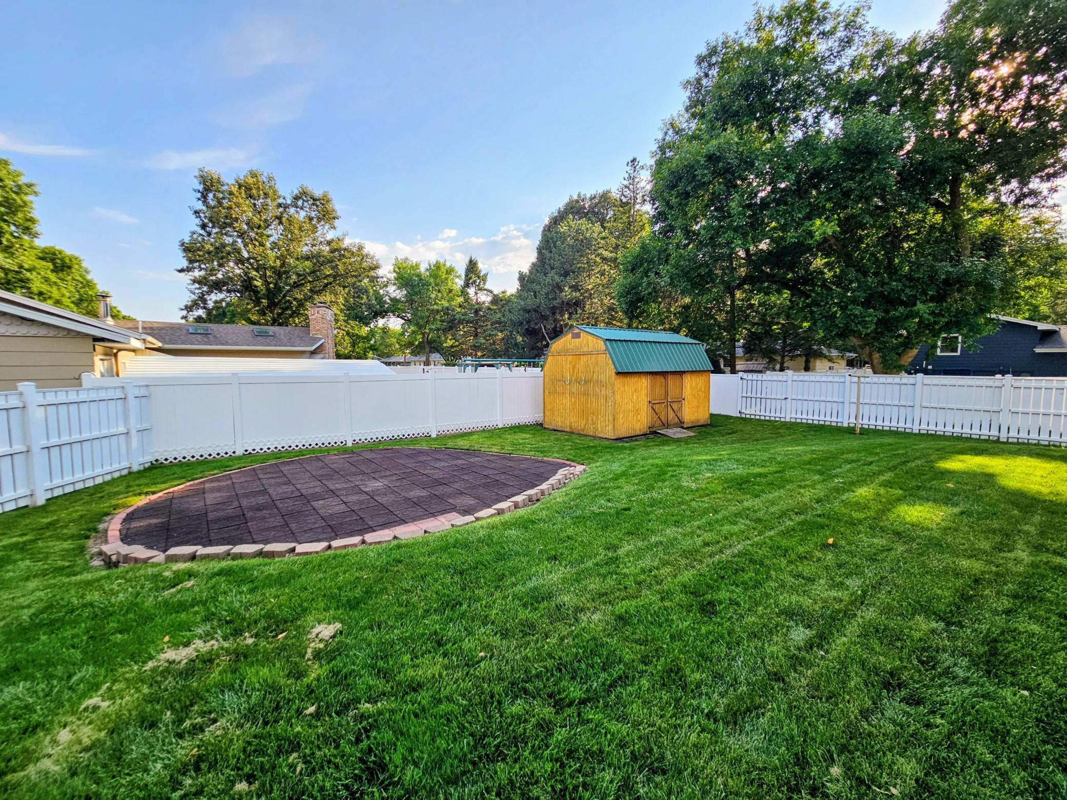 main property photo 21