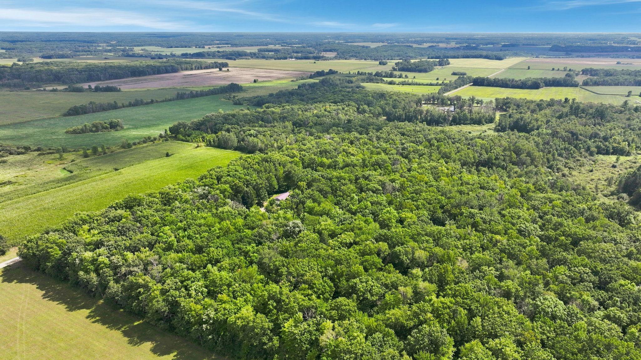main property photo 40