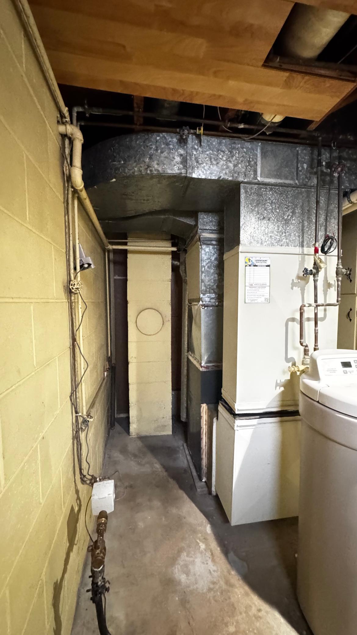 main property photo 25
