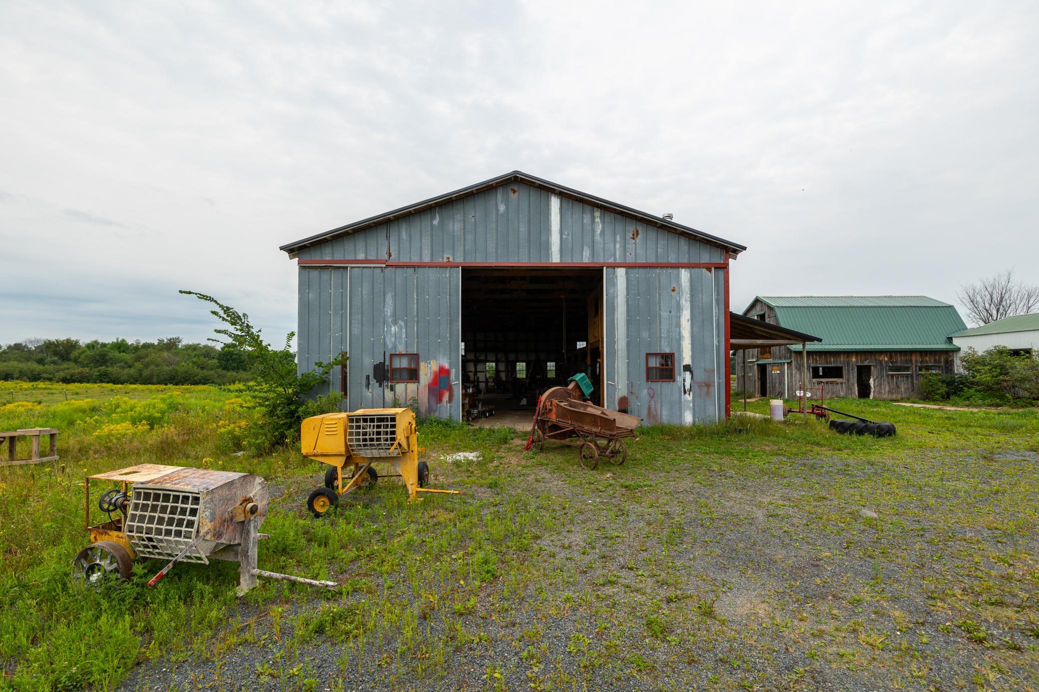 main property photo 19