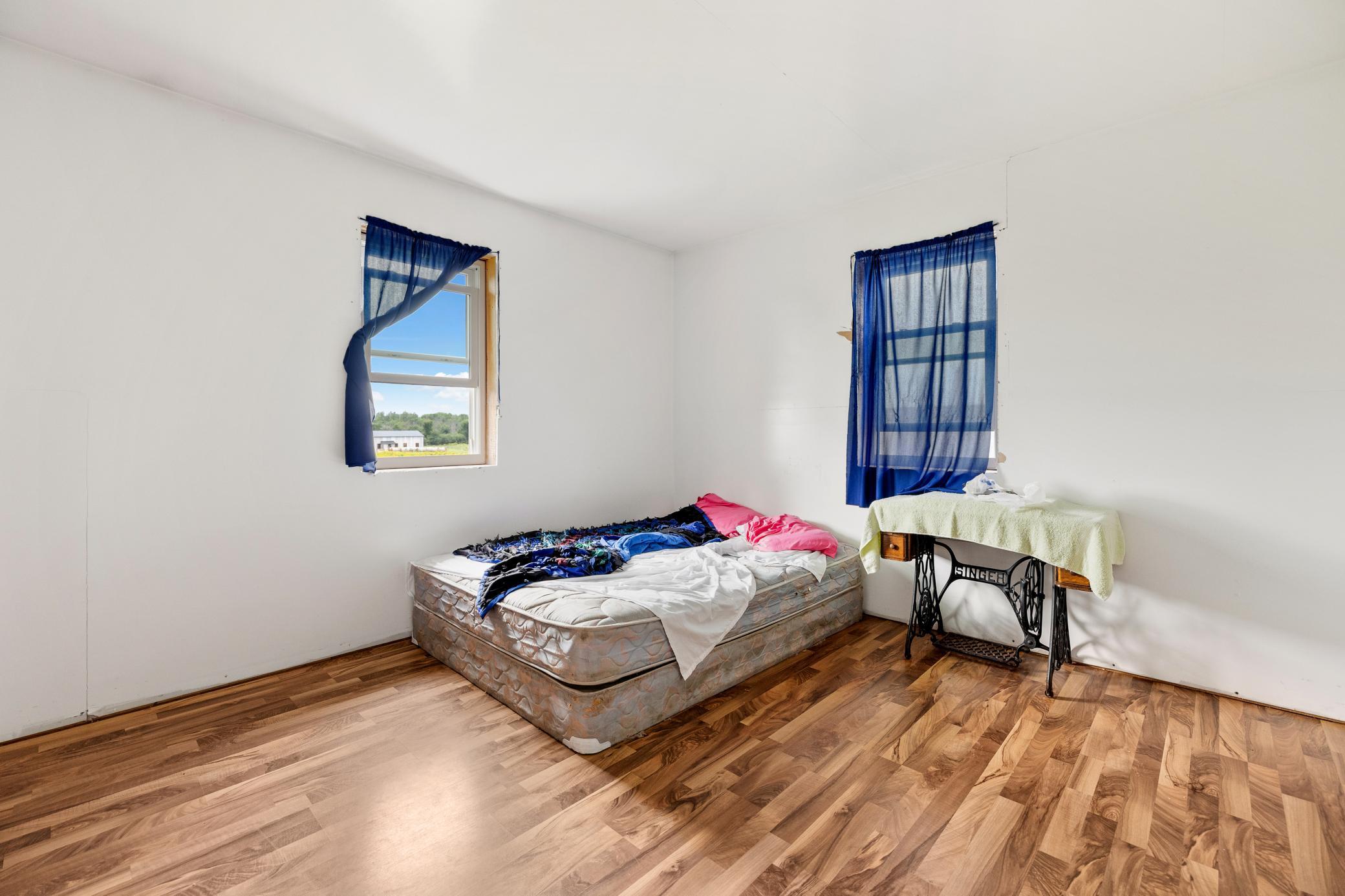 main property photo 34