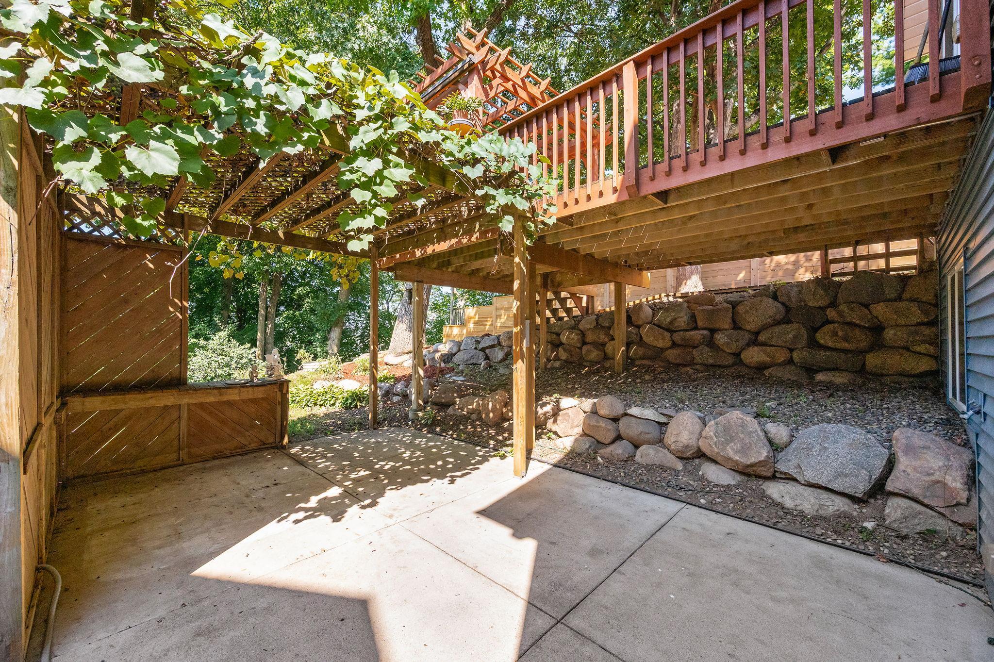 main property photo 42