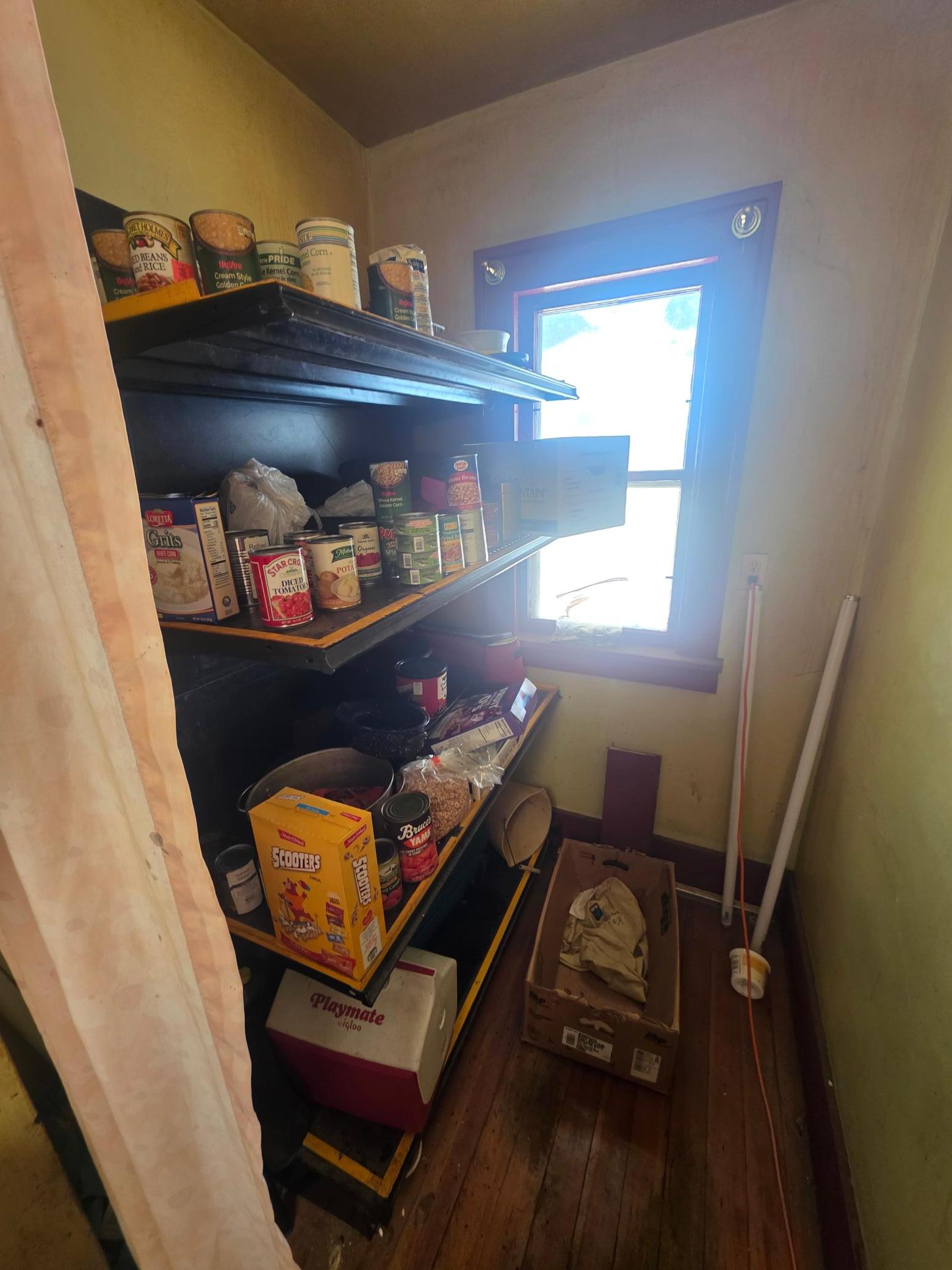main property photo 9