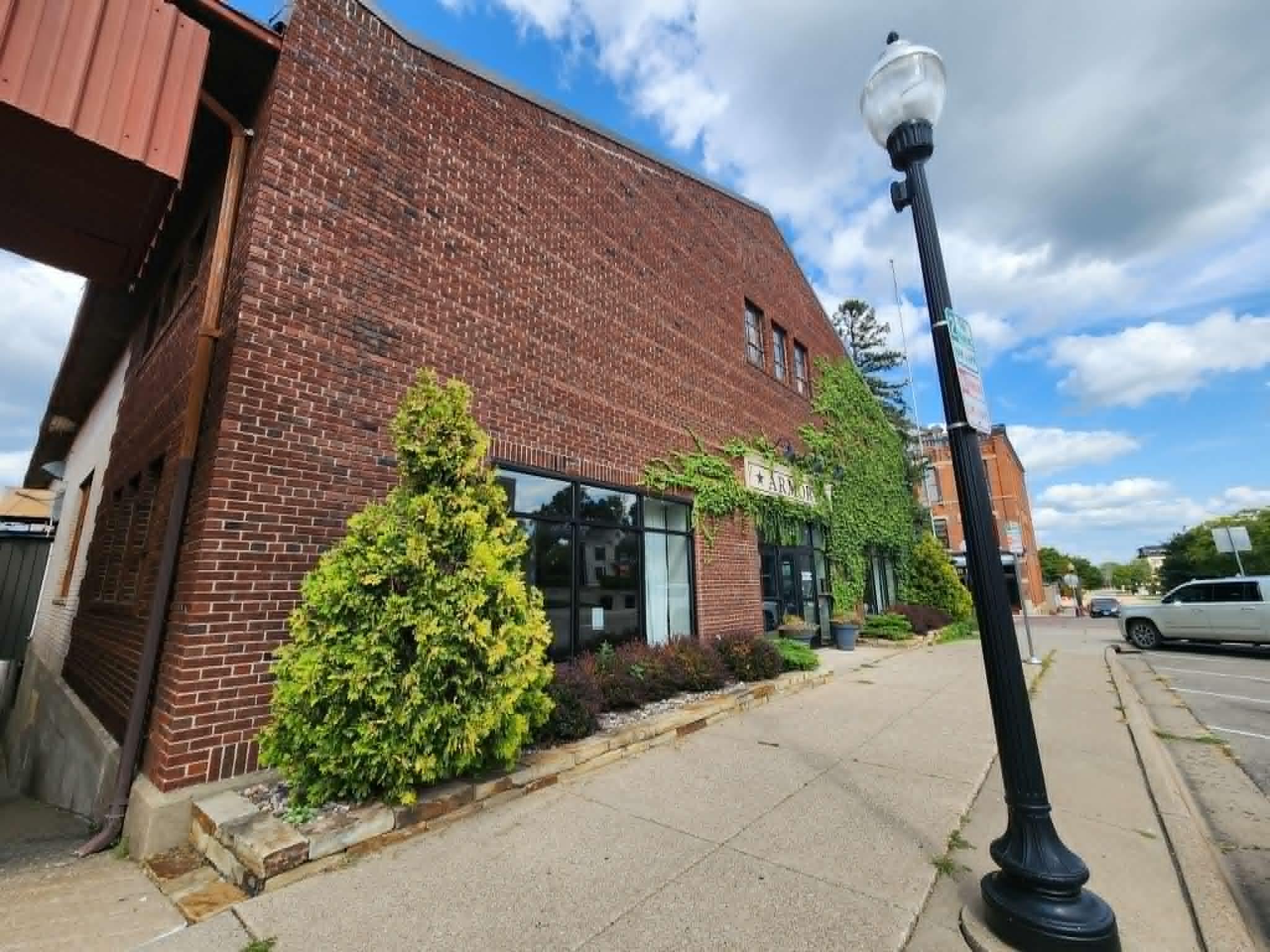 main property photo 38