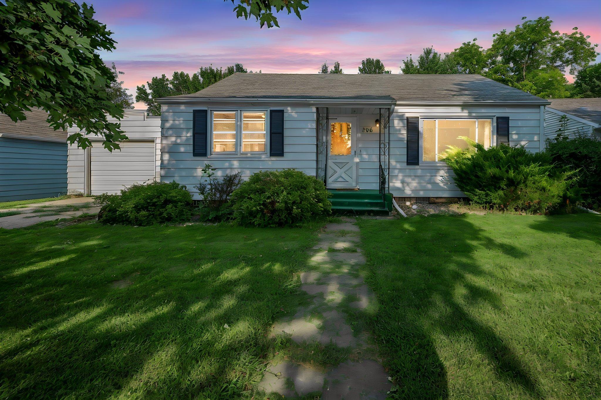 main property photo 18