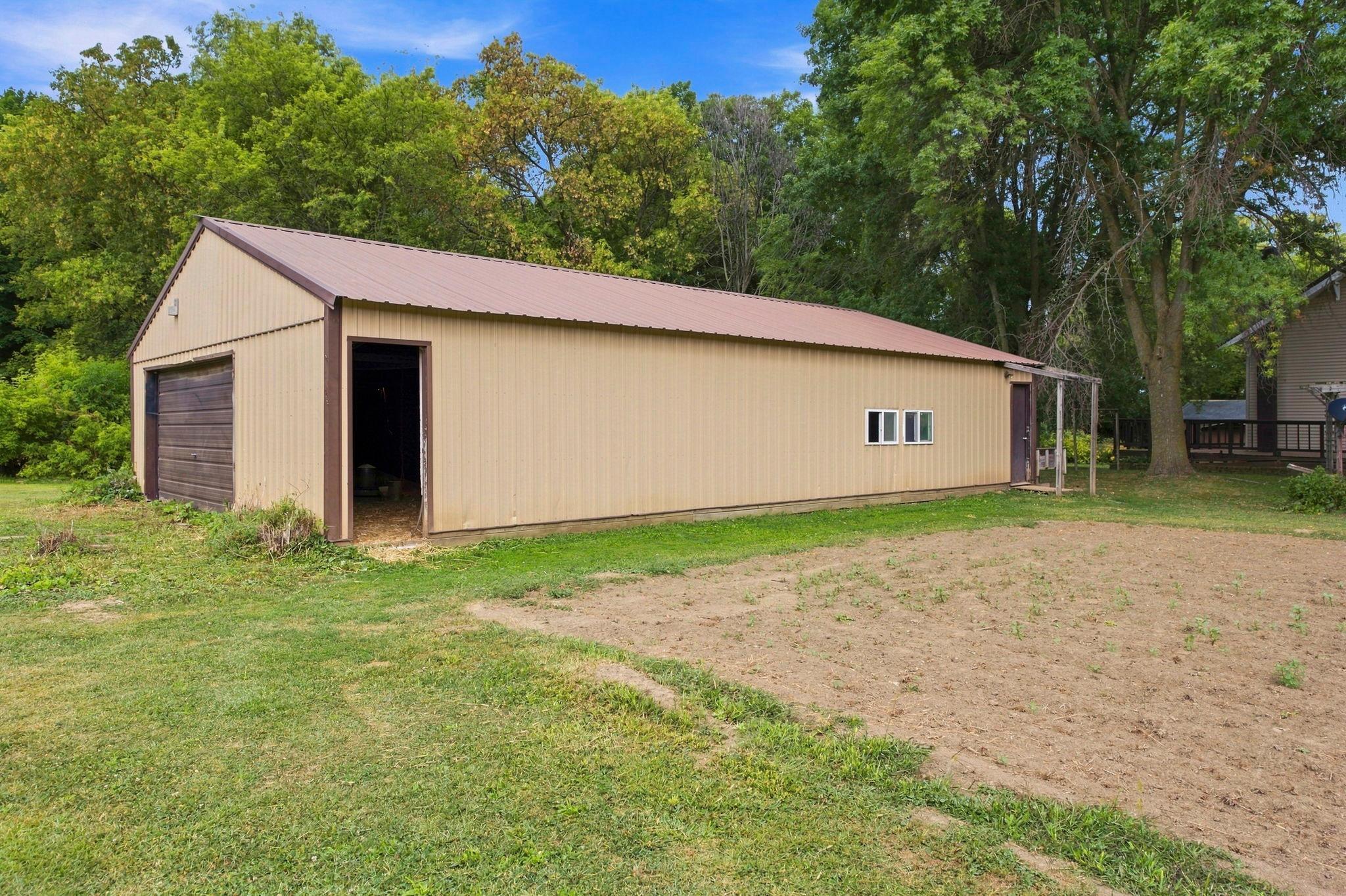 main property photo 5