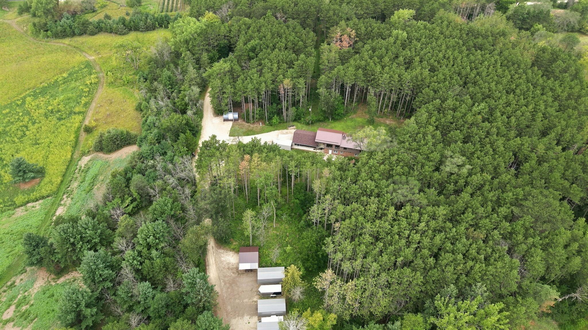 main property photo 31