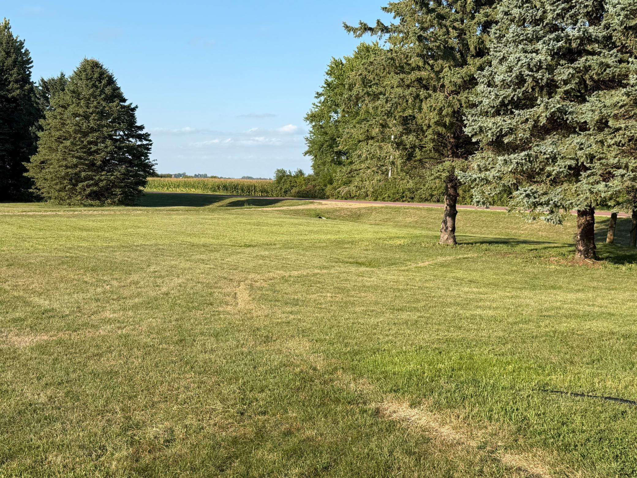 main property photo 25