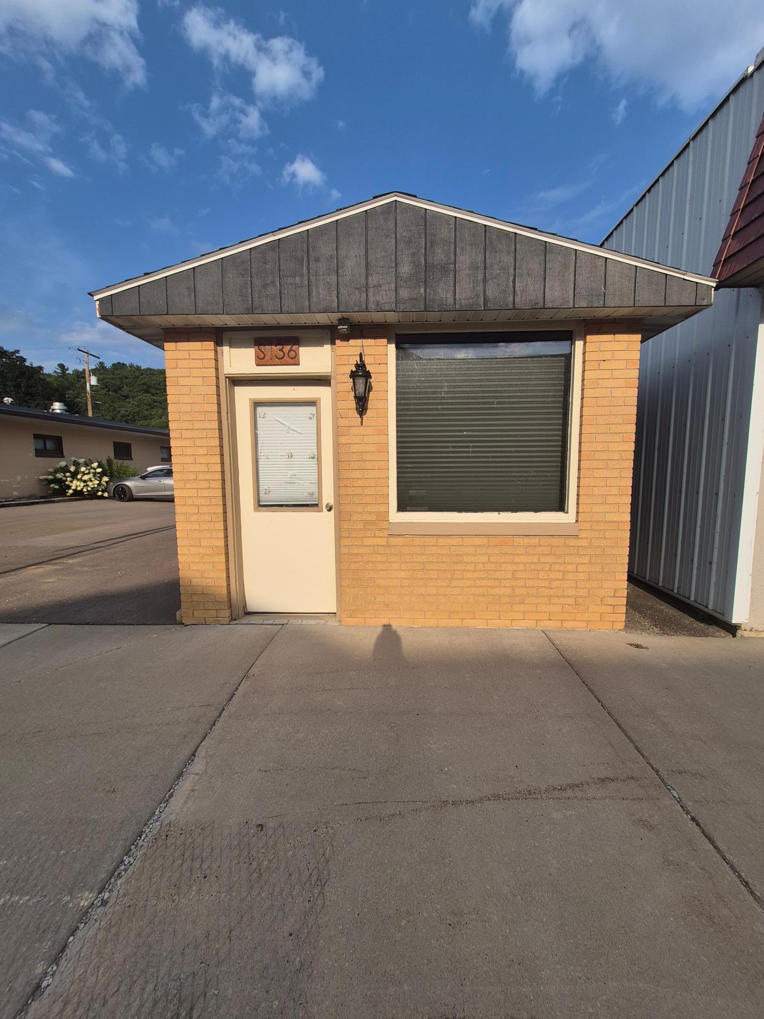 main property photo 0
