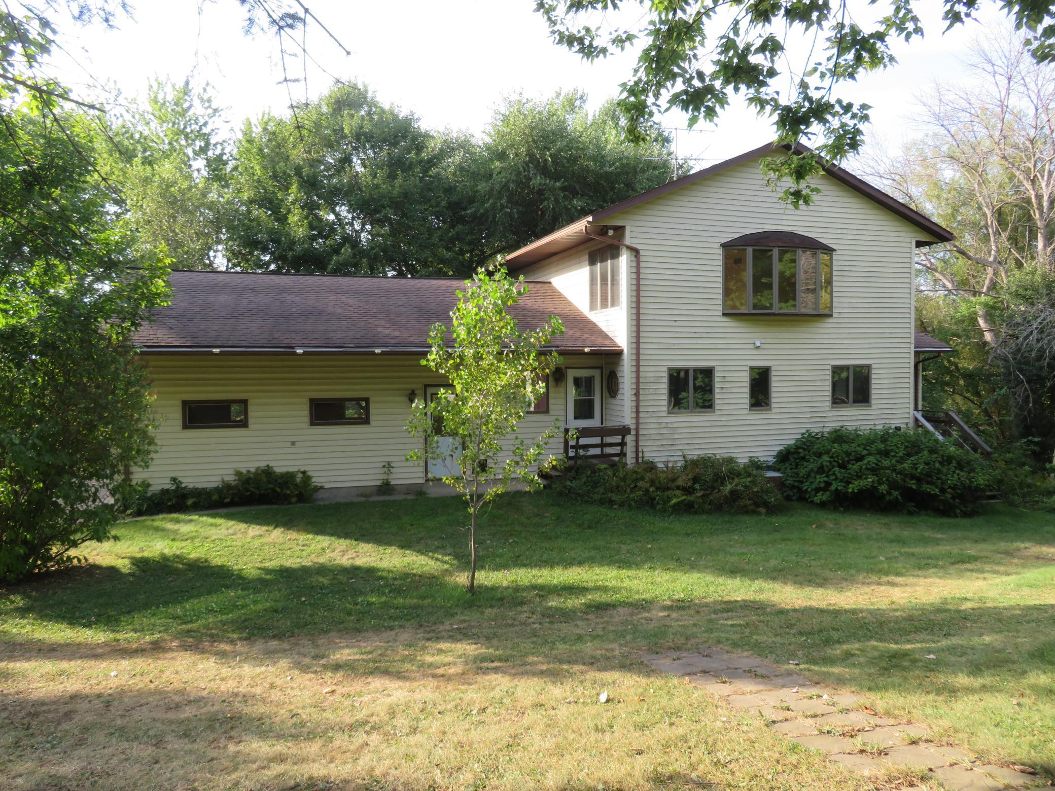 main property photo 11