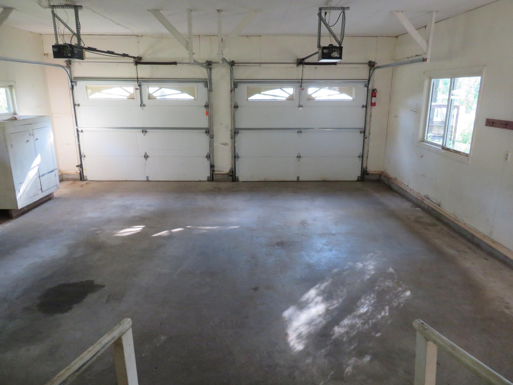 main property photo 81
