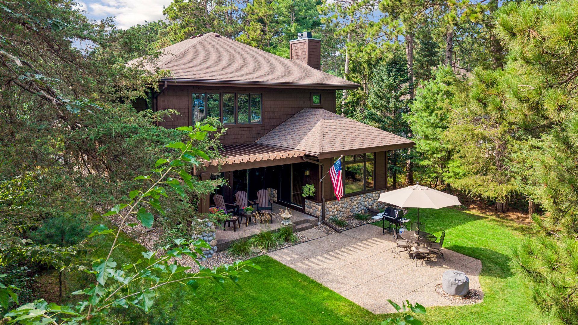 main property photo 47