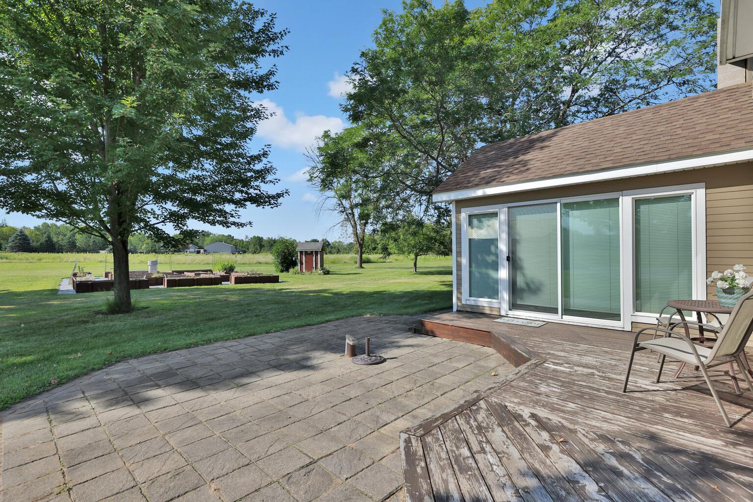 main property photo 30