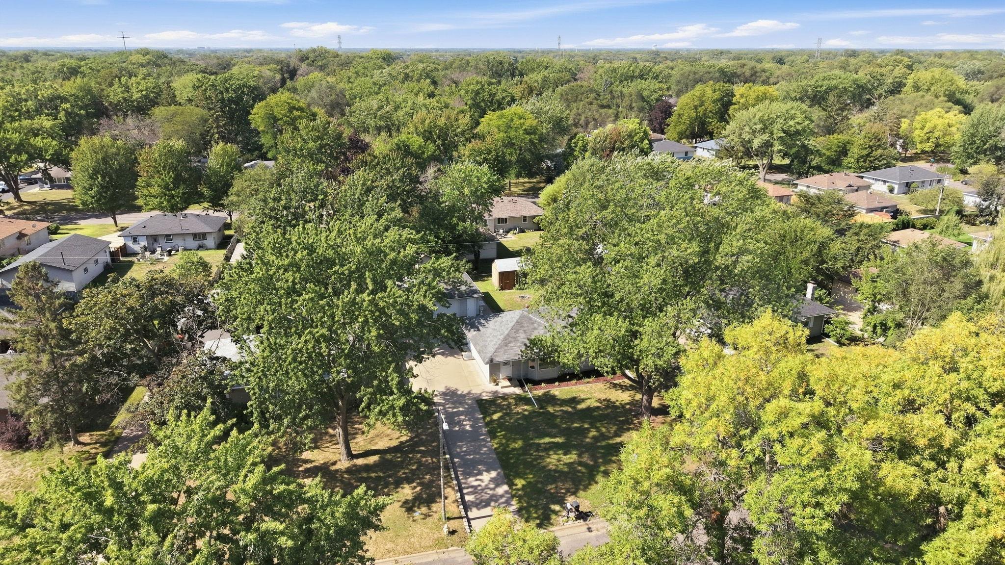 main property photo 33