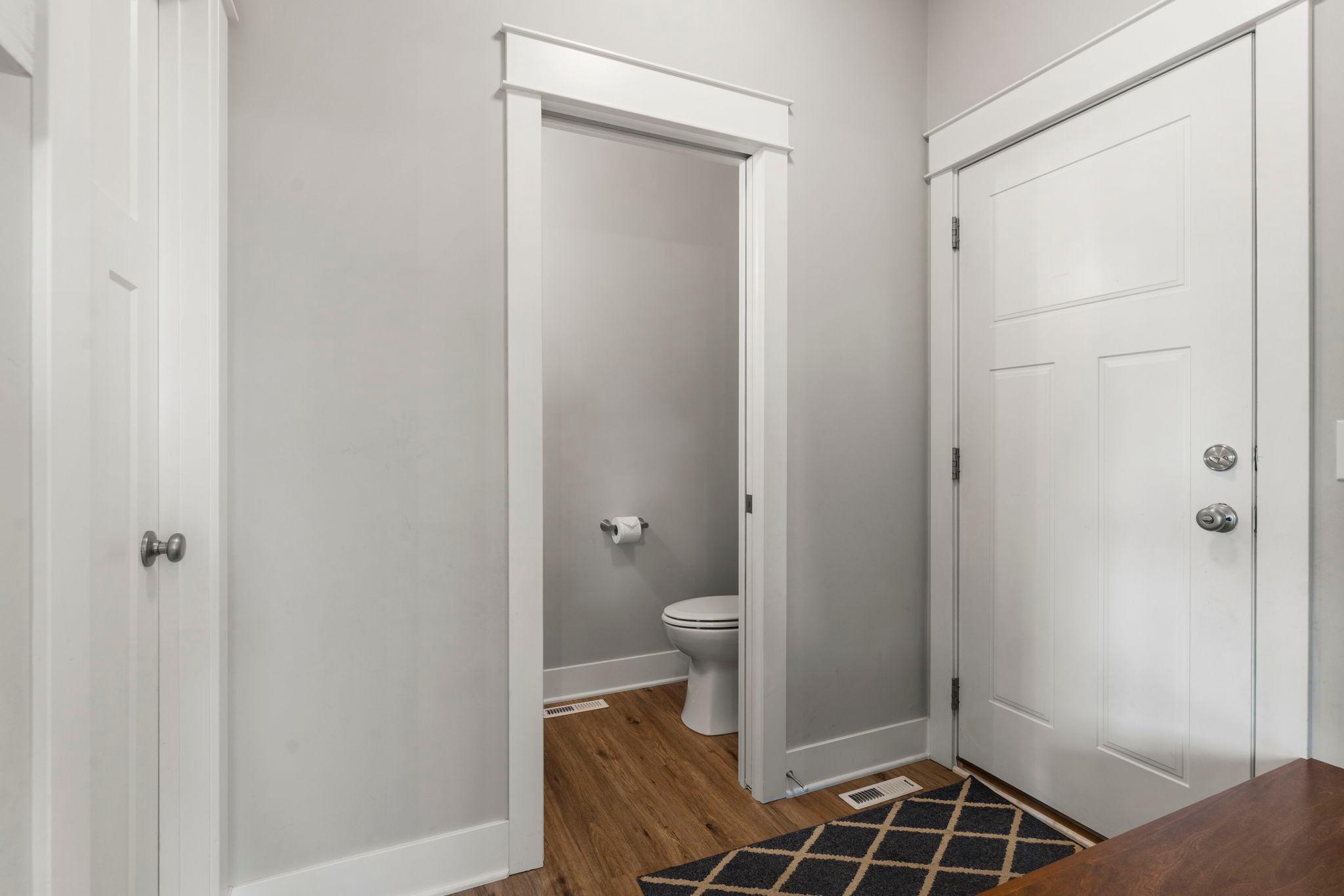 main property photo 31
