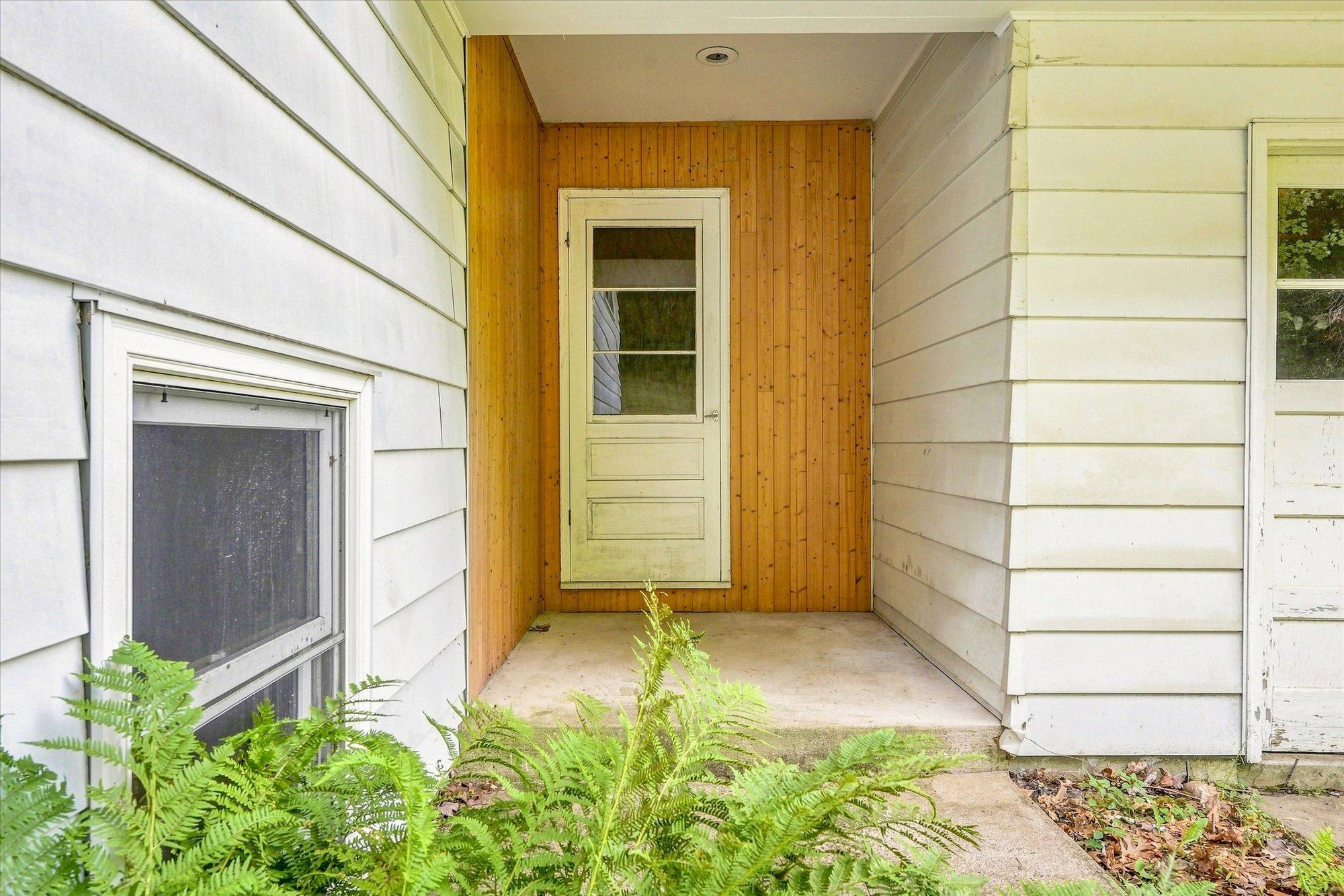 main property photo 41