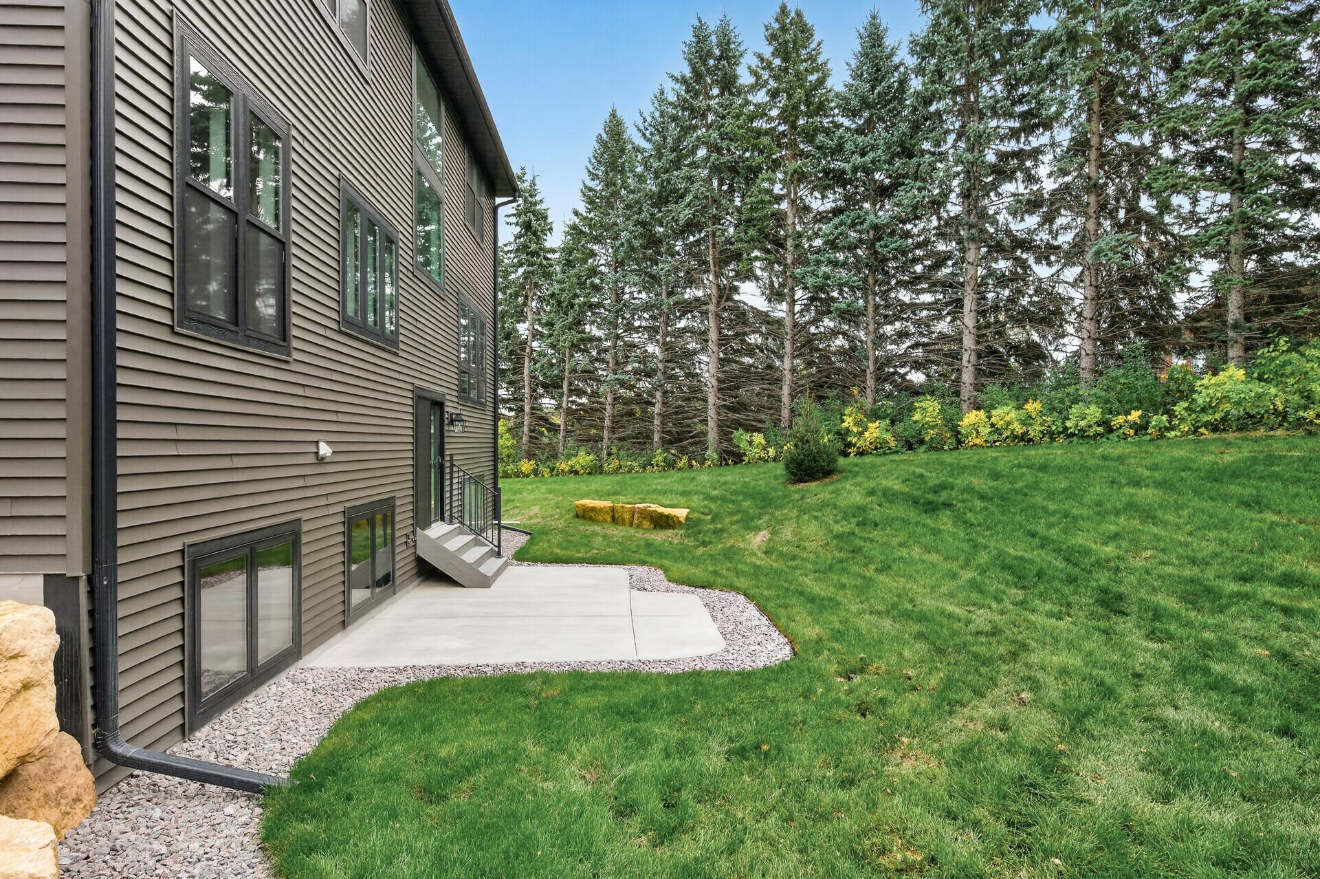 main property photo 79