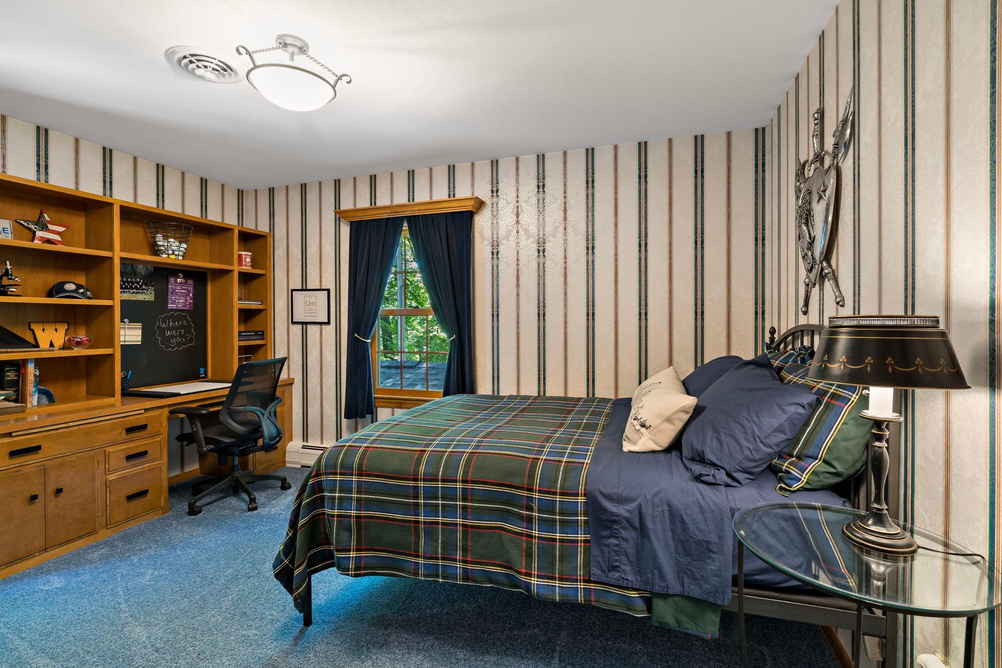 main property photo 34
