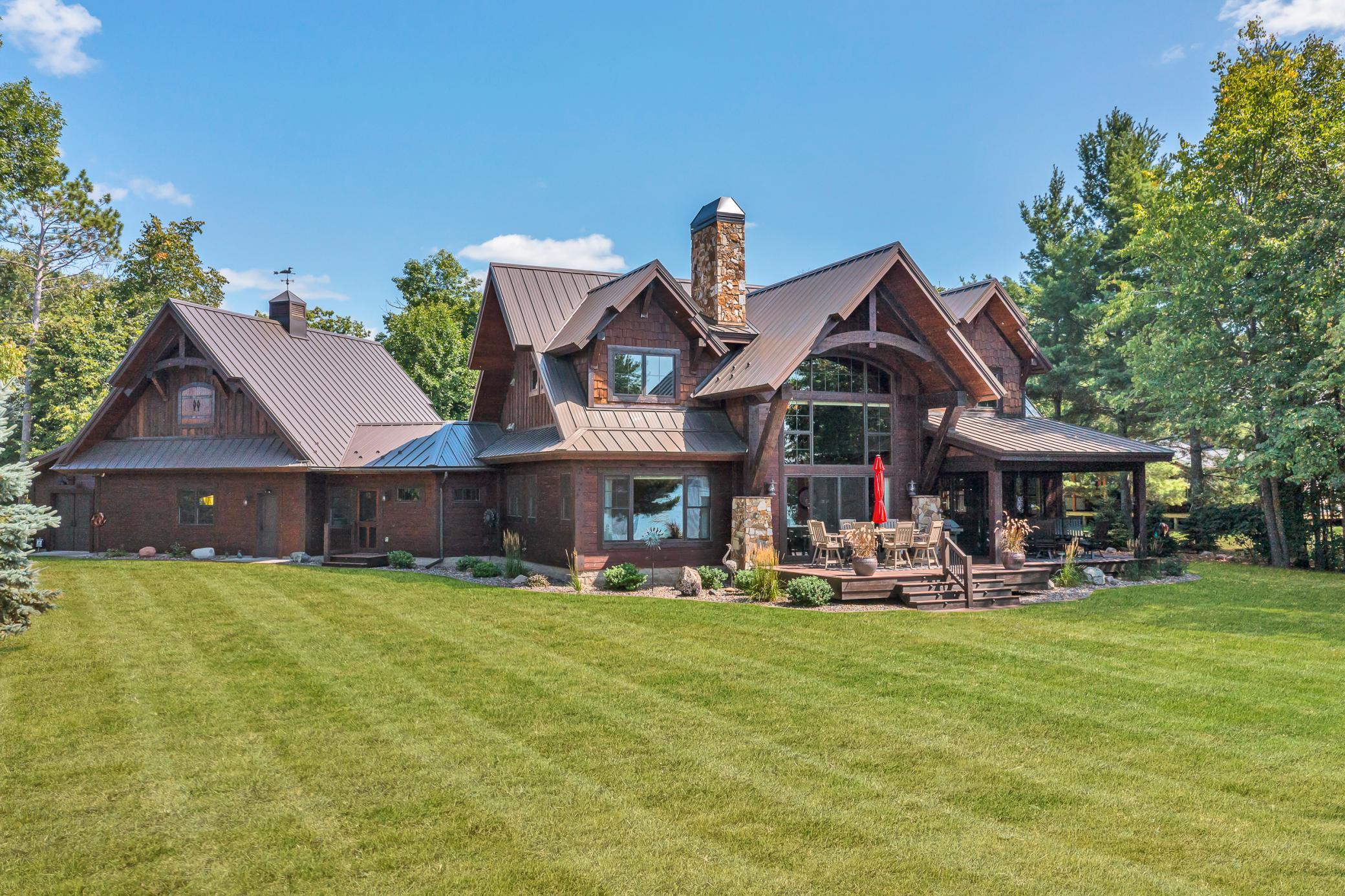 main property photo 10
